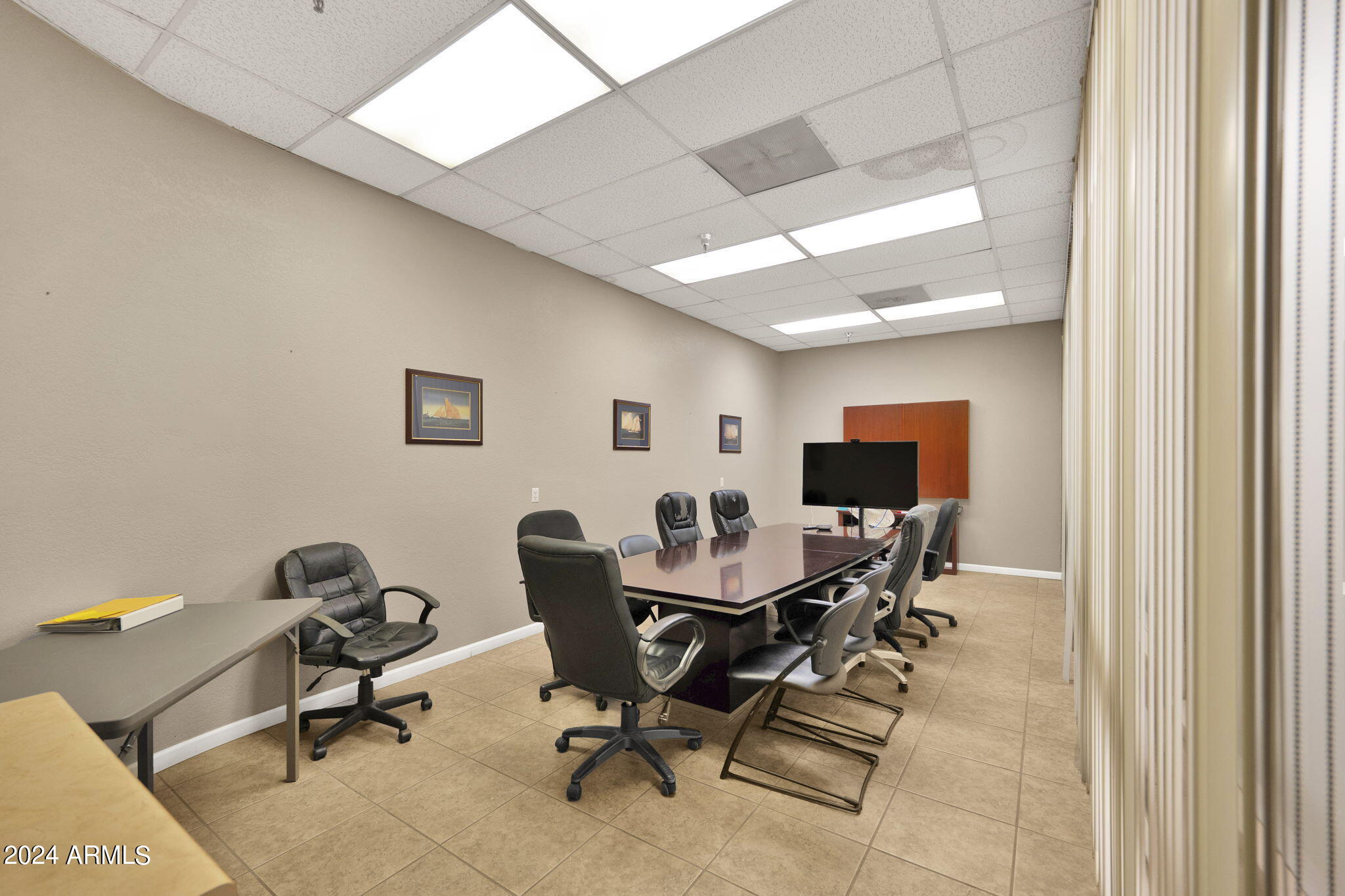 HOHOKAM INDUSTRIAL PARK - Commercial Sale