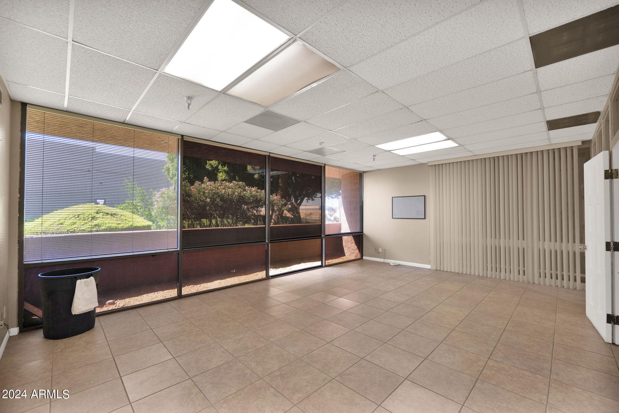 HOHOKAM INDUSTRIAL PARK - Commercial Sale