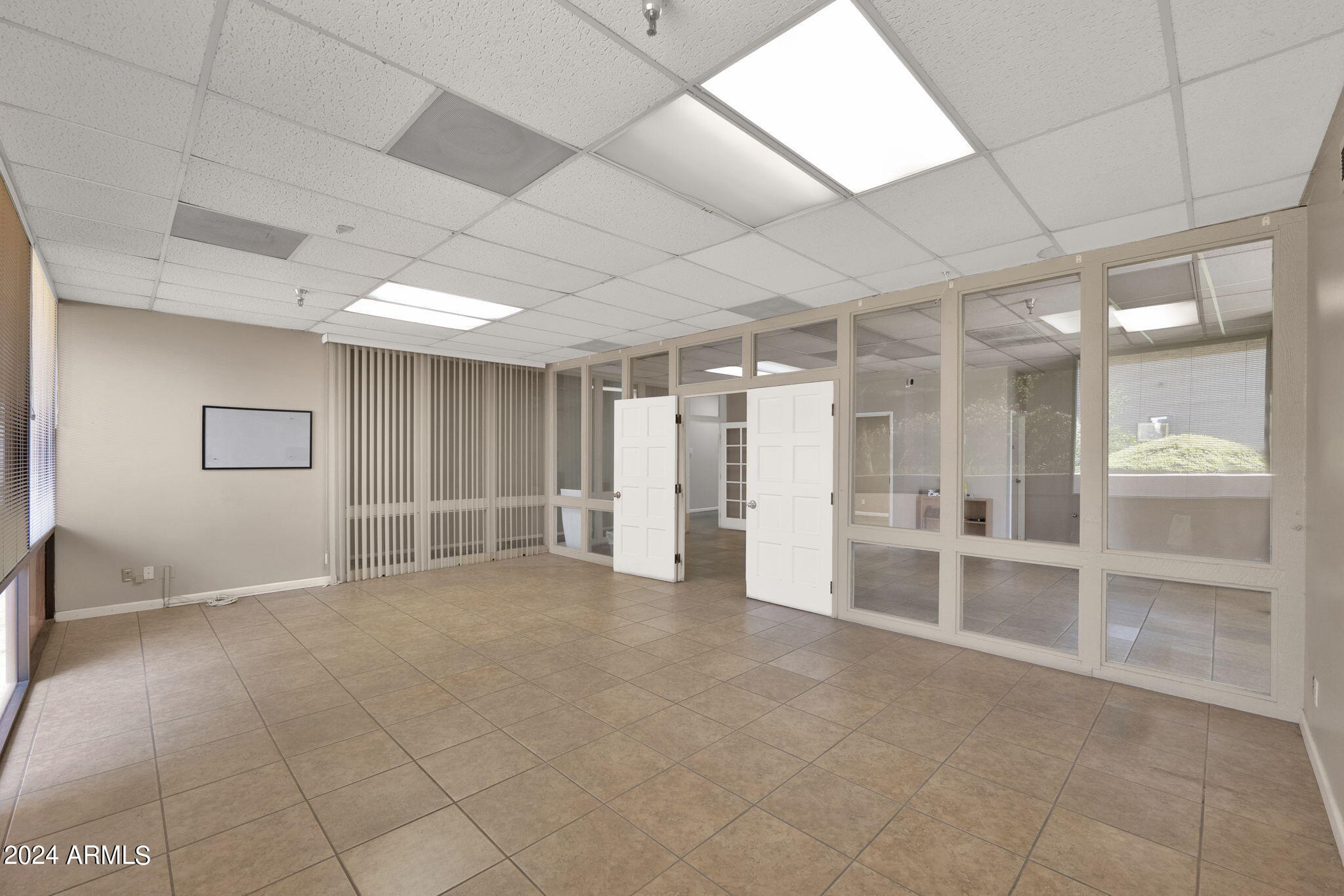 HOHOKAM INDUSTRIAL PARK - Commercial Sale