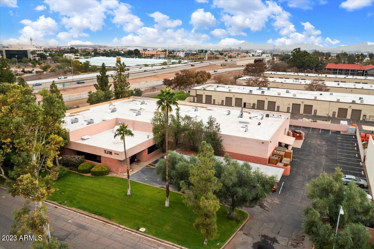 HOHOKAM INDUSTRIAL PARK - Commercial Sale