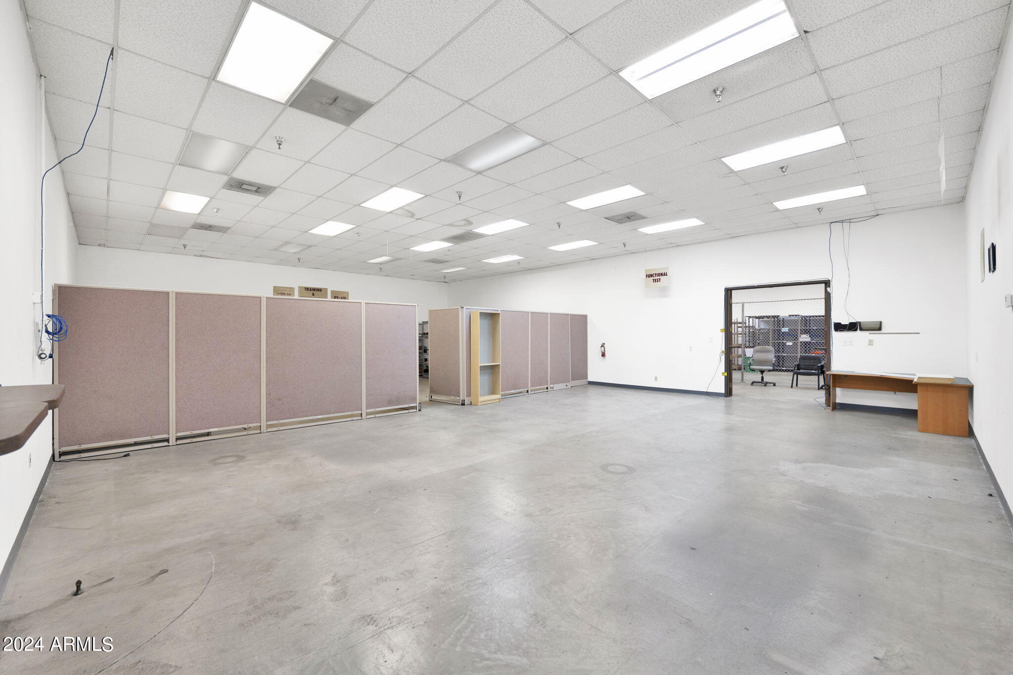 HOHOKAM INDUSTRIAL PARK - Commercial Sale