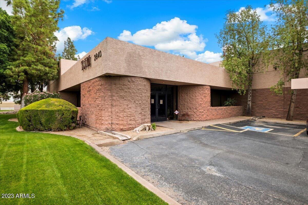 HOHOKAM INDUSTRIAL PARK - Commercial Sale