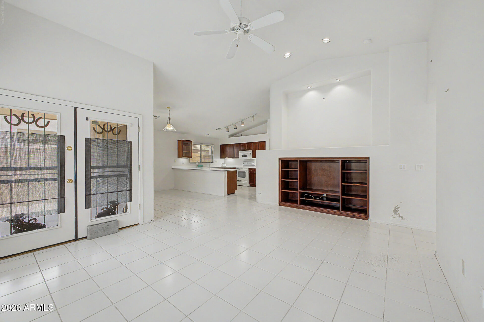 CHEATHAM FARMS WEST - Residential