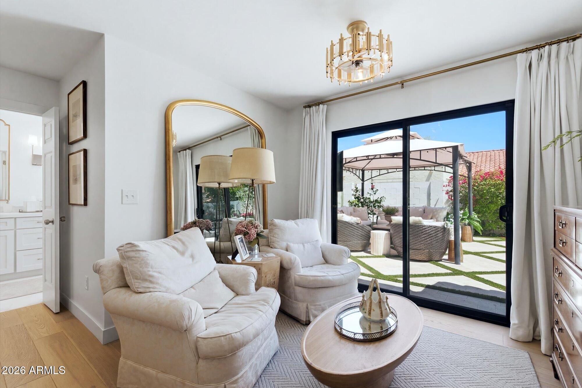 BRIARWOOD 5 - Residential