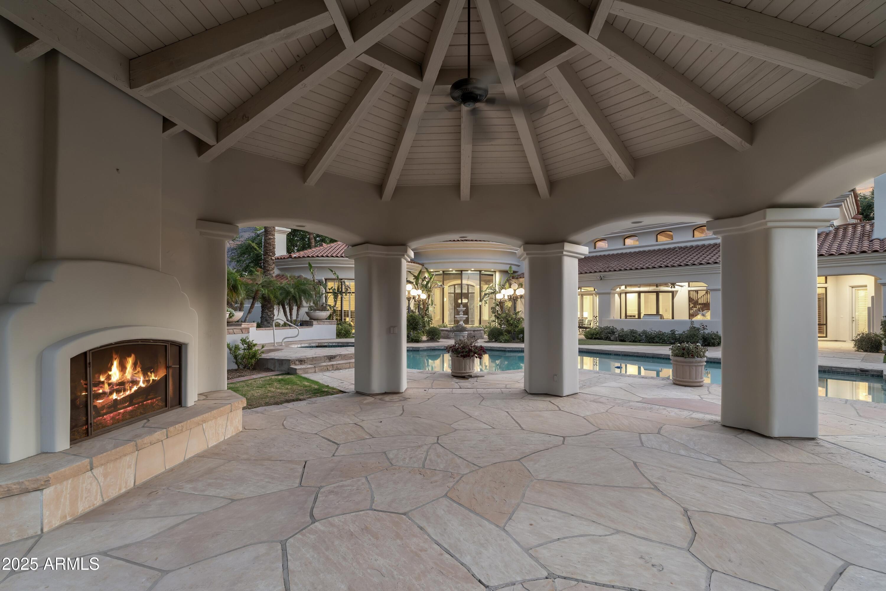 CAMELBACK COUNTRY ESTATES - Residential