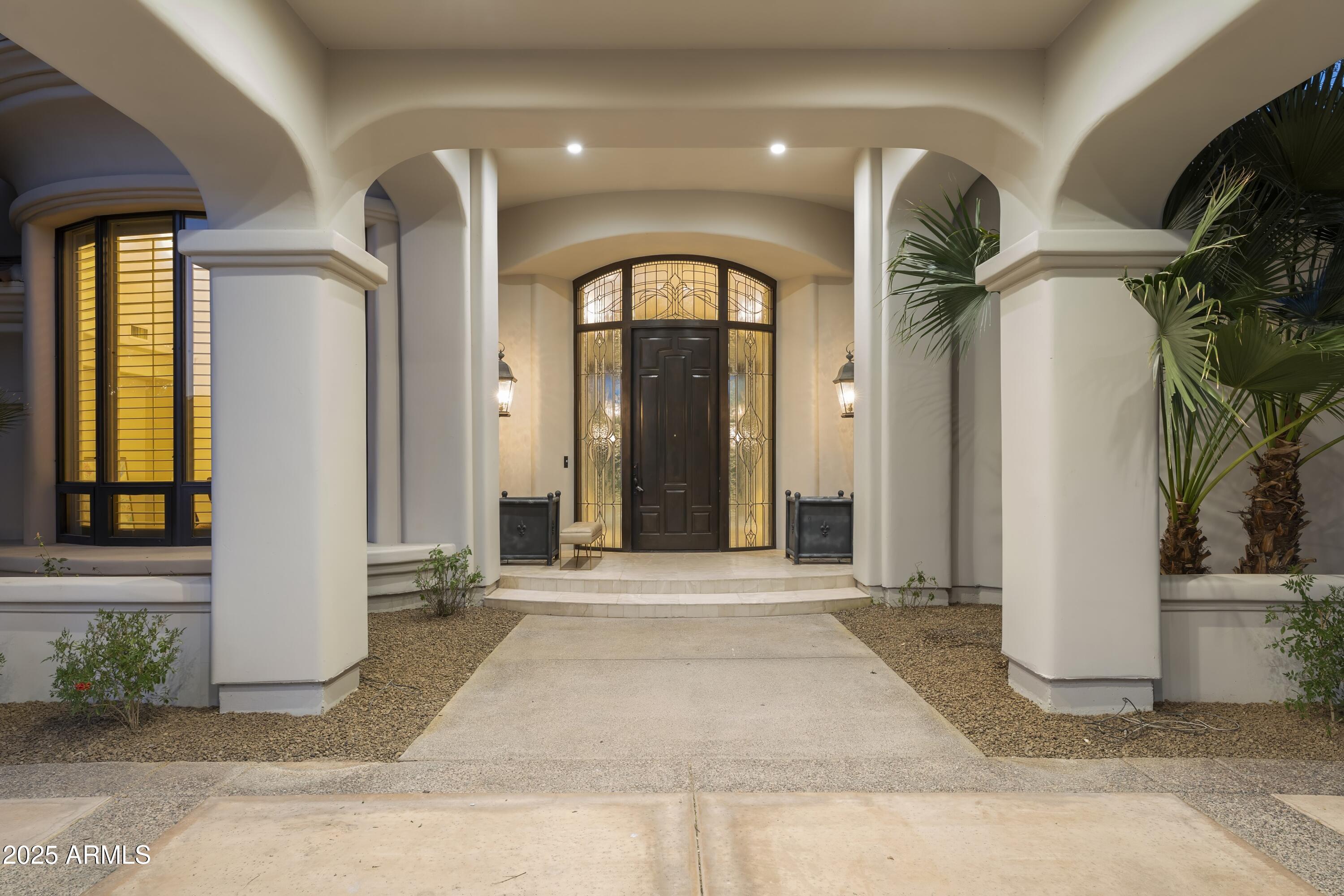 CAMELBACK COUNTRY ESTATES - Residential