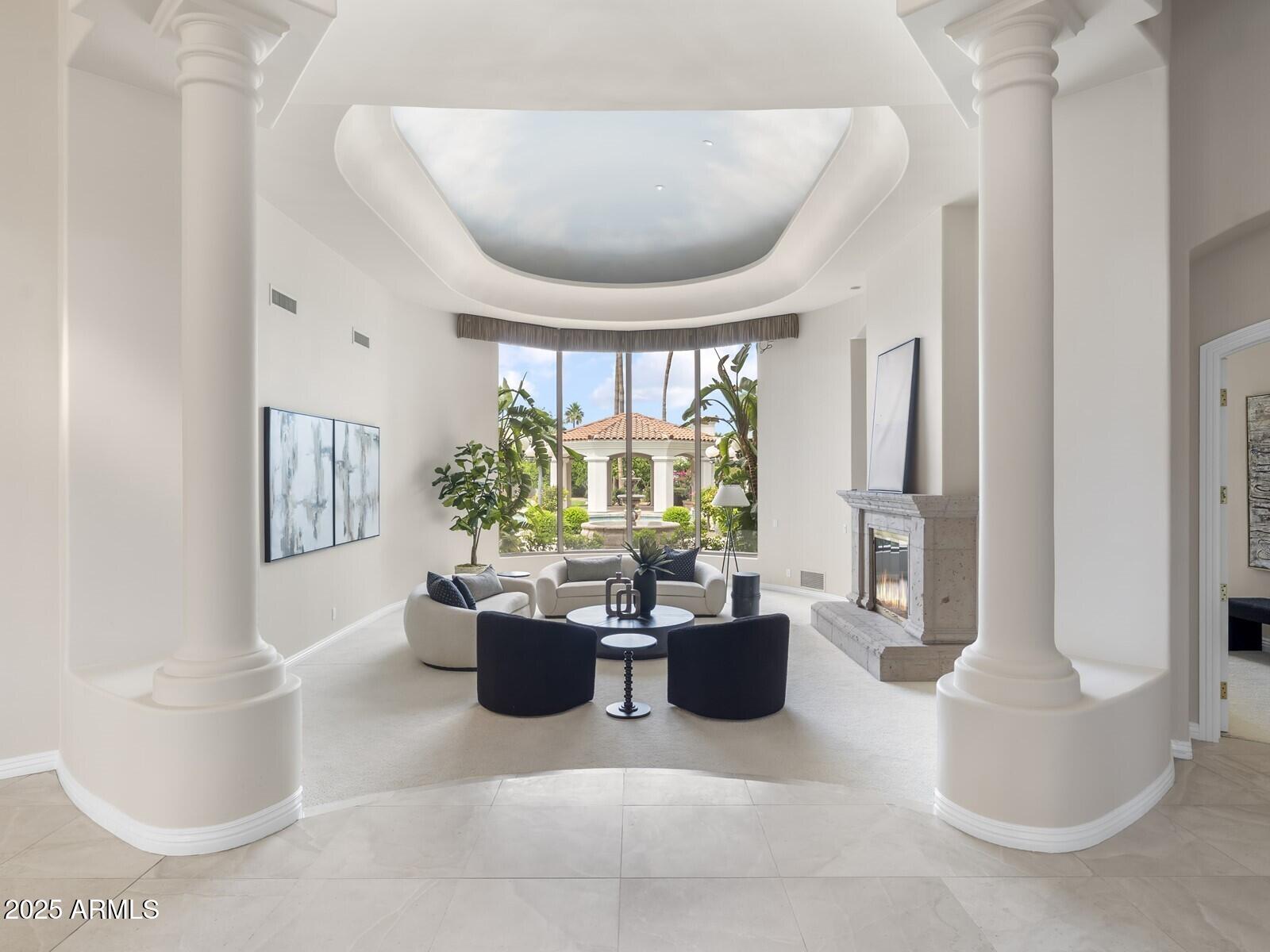 CAMELBACK COUNTRY ESTATES - Residential