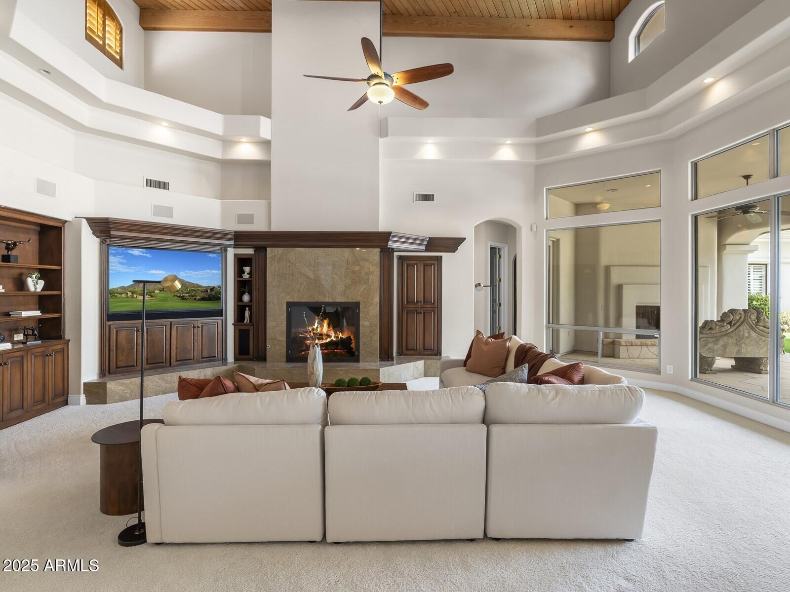 CAMELBACK COUNTRY ESTATES - Residential
