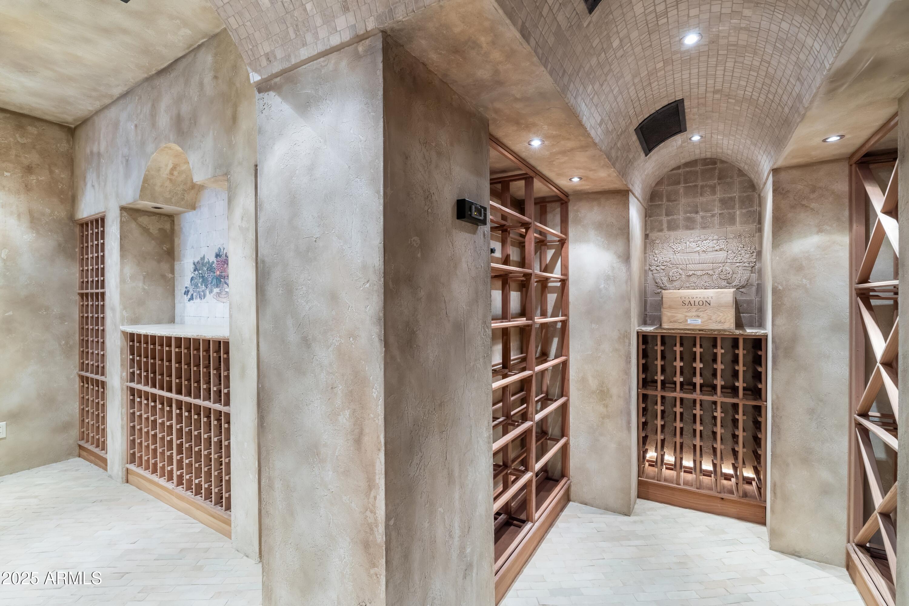 CAMELBACK COUNTRY ESTATES - Residential