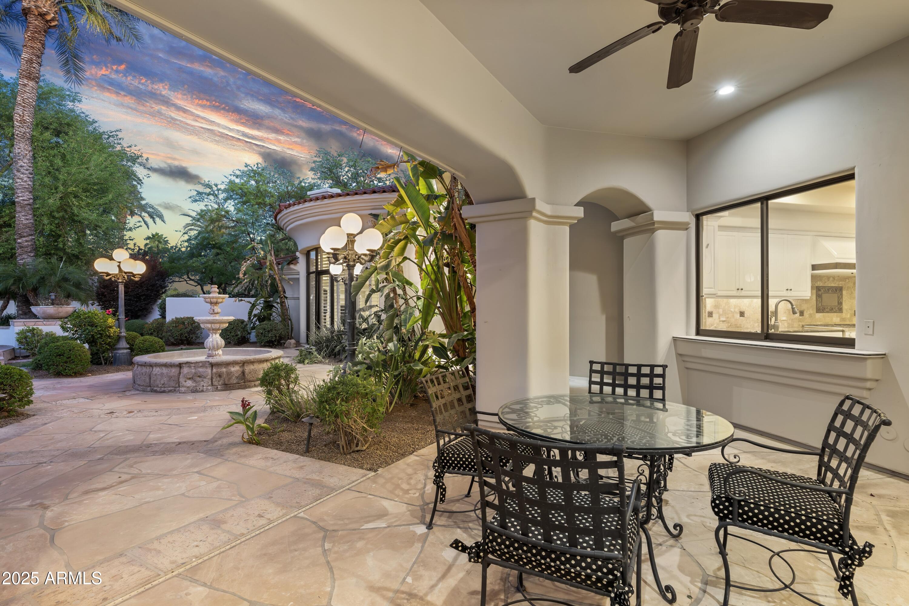CAMELBACK COUNTRY ESTATES - Residential