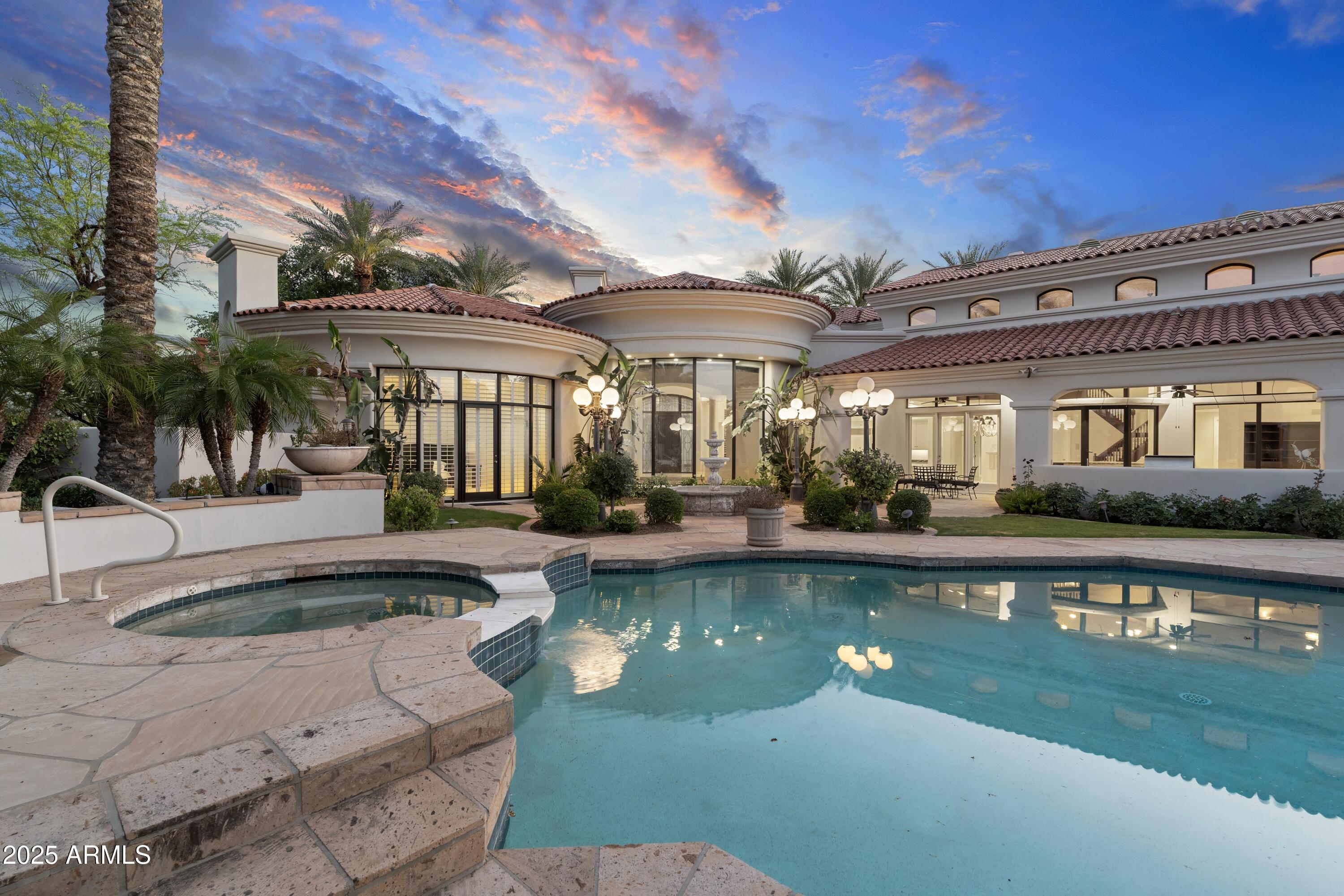 CAMELBACK COUNTRY ESTATES - Residential