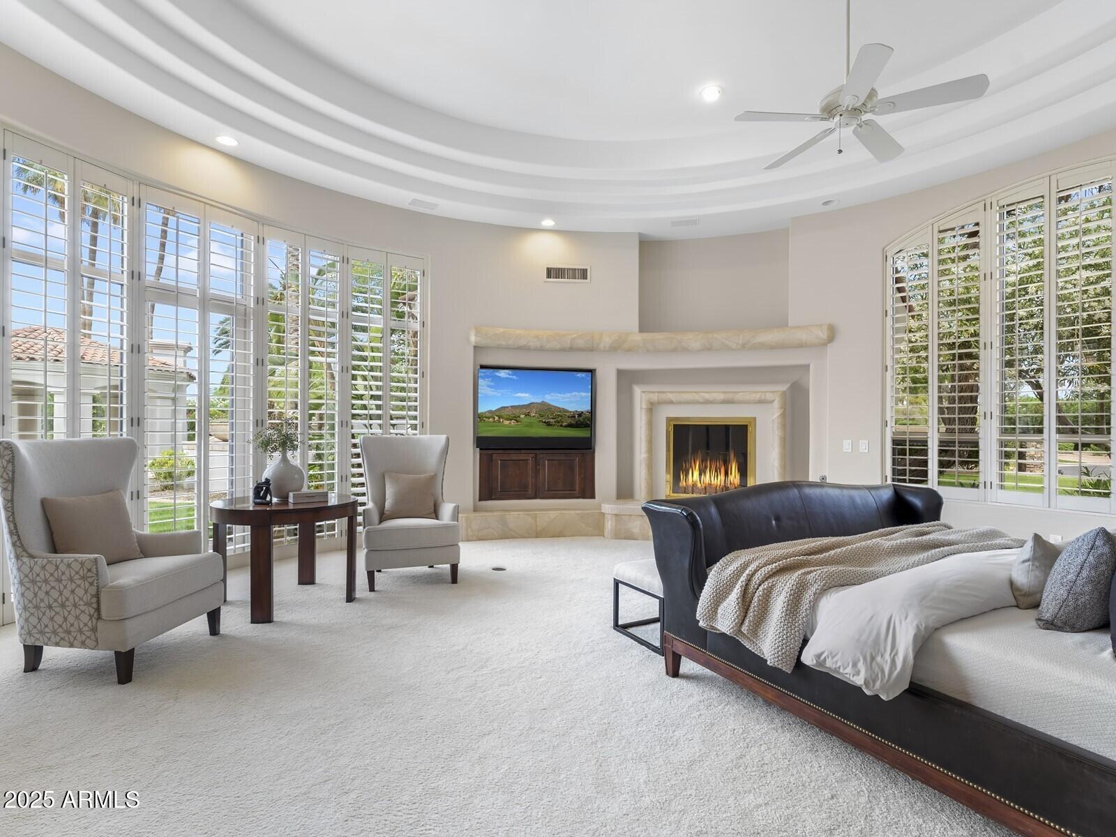 CAMELBACK COUNTRY ESTATES - Residential