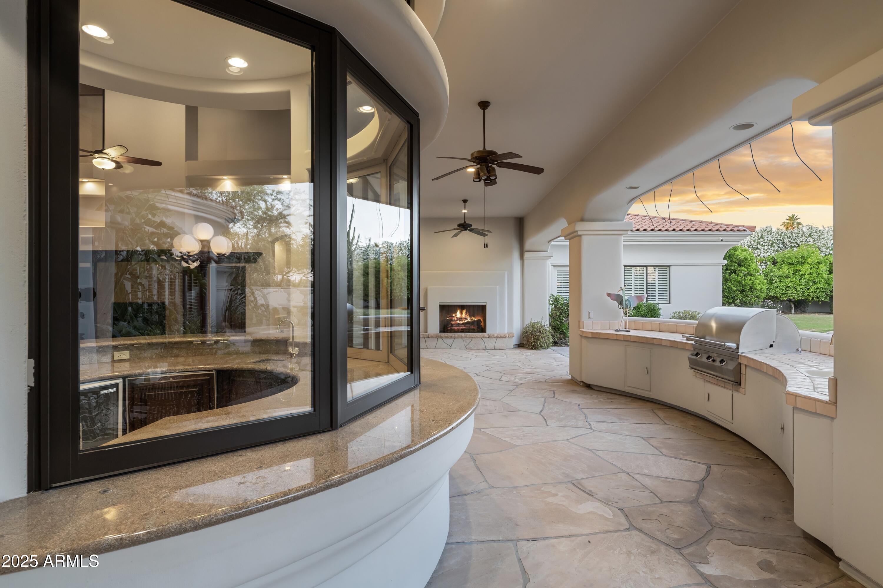 CAMELBACK COUNTRY ESTATES - Residential