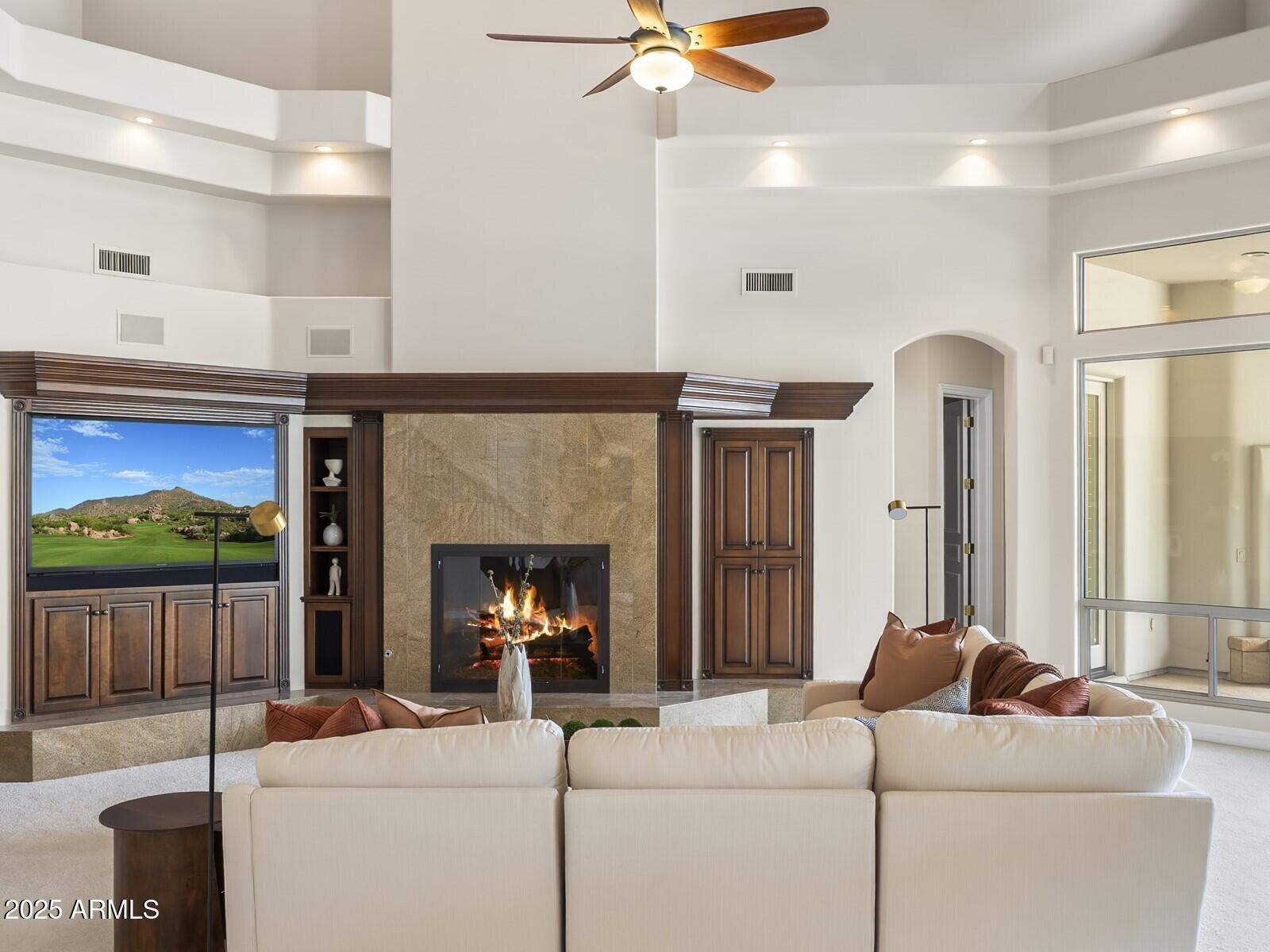 CAMELBACK COUNTRY ESTATES - Residential