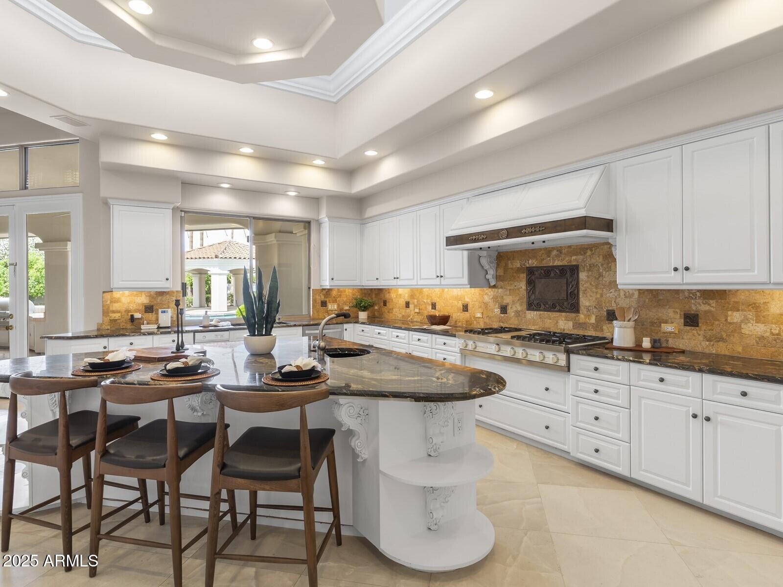 CAMELBACK COUNTRY ESTATES - Residential
