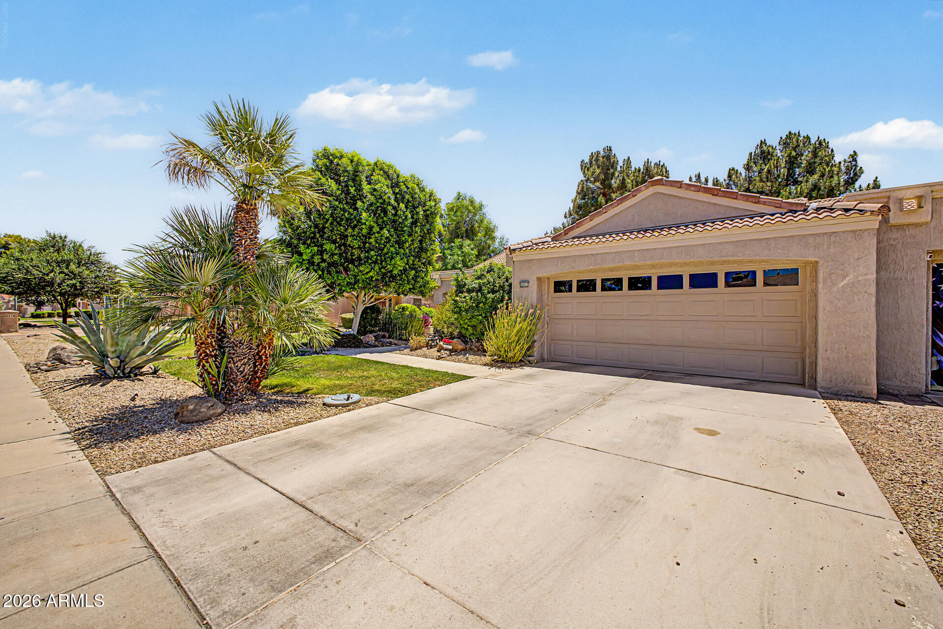 SUN CITY WEST 33 LOT 1-40 TR A-E - Residential
