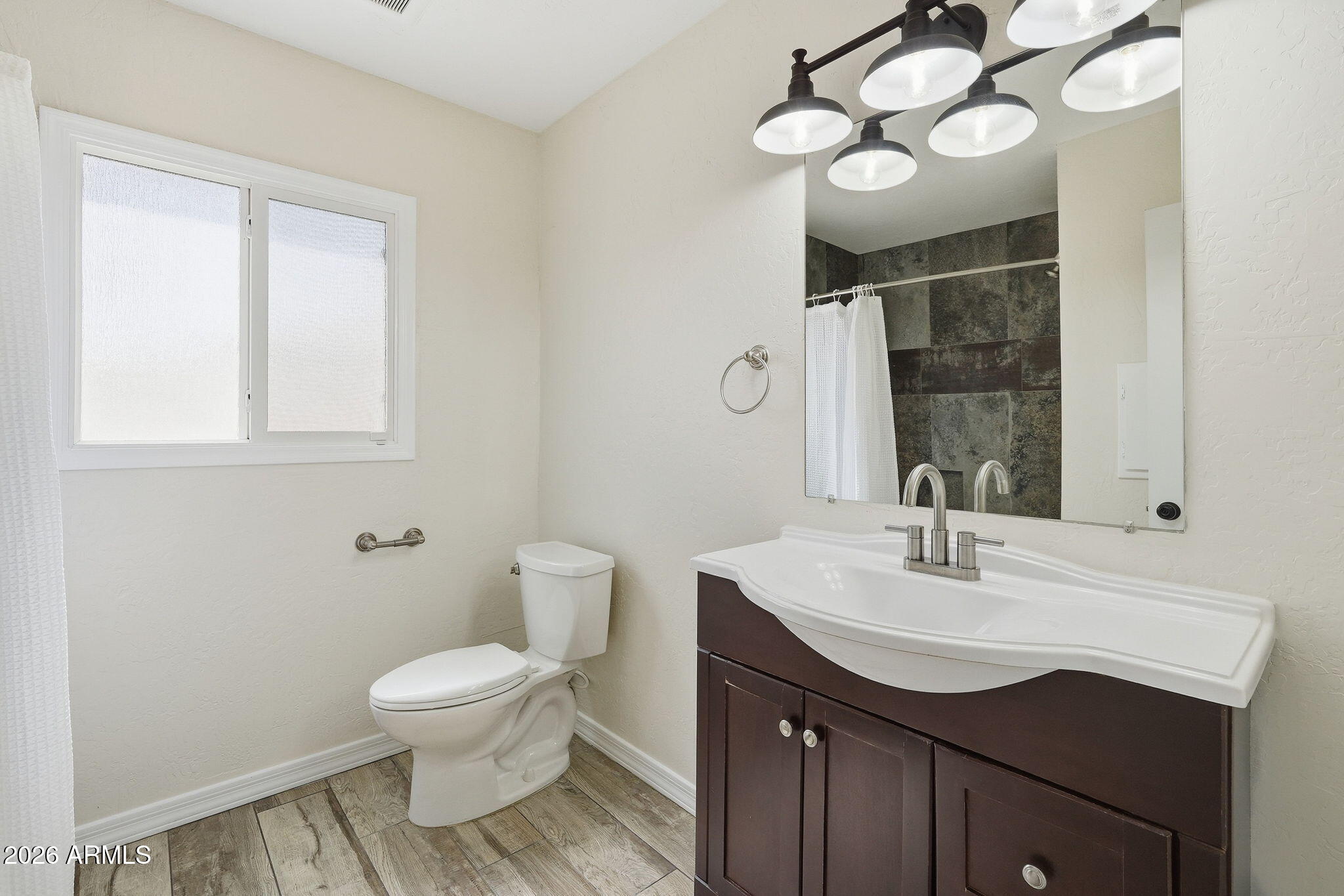 DEERVIEW UNIT 4 - Residential