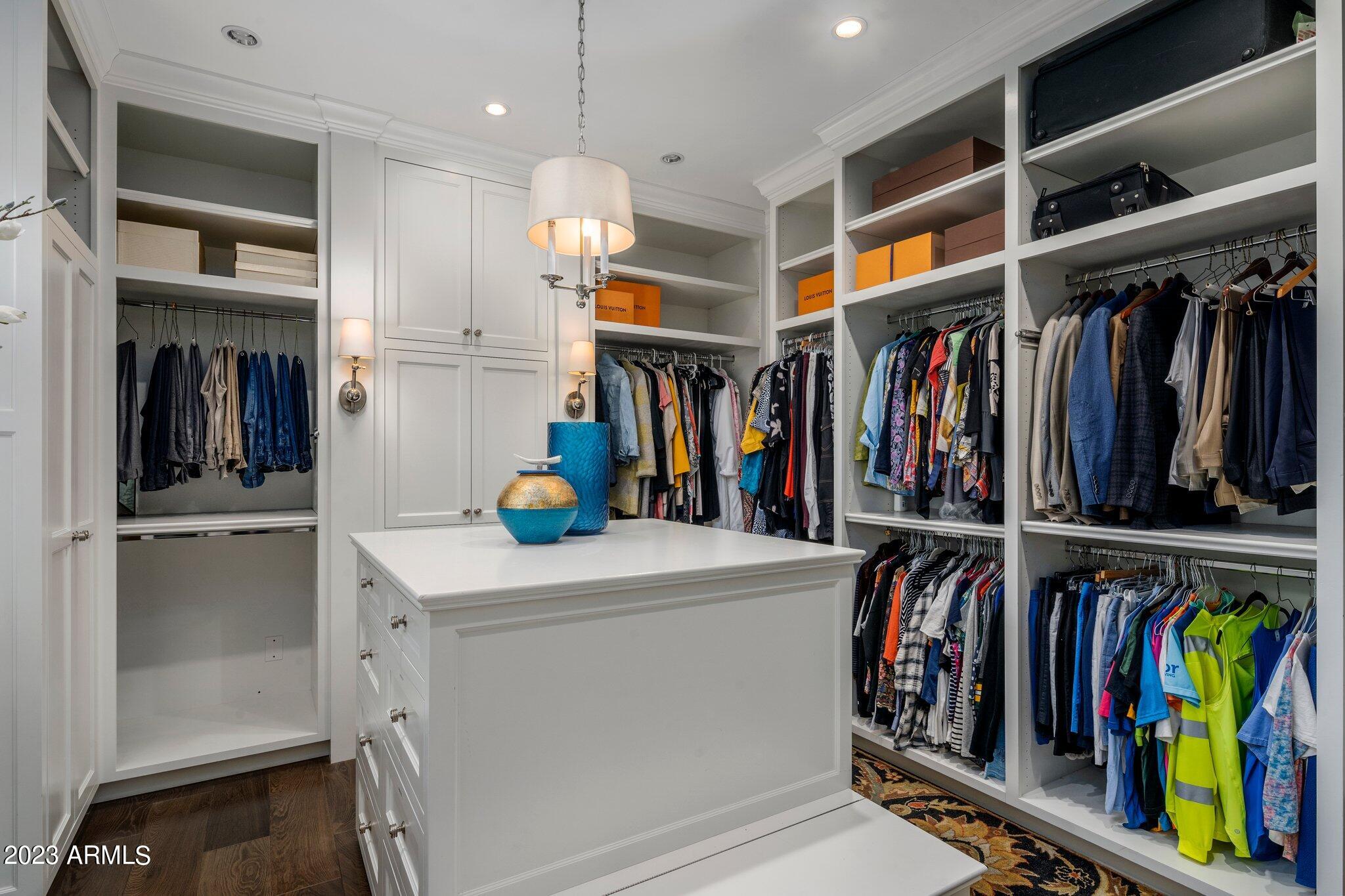 CLEARWATER HILLS - Residential