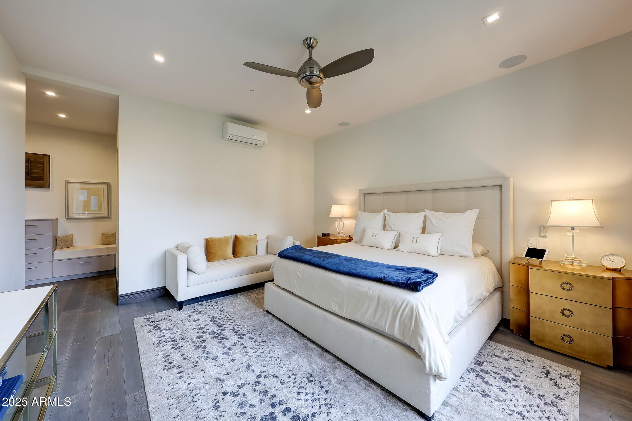 PRADO ESTATES - Residential