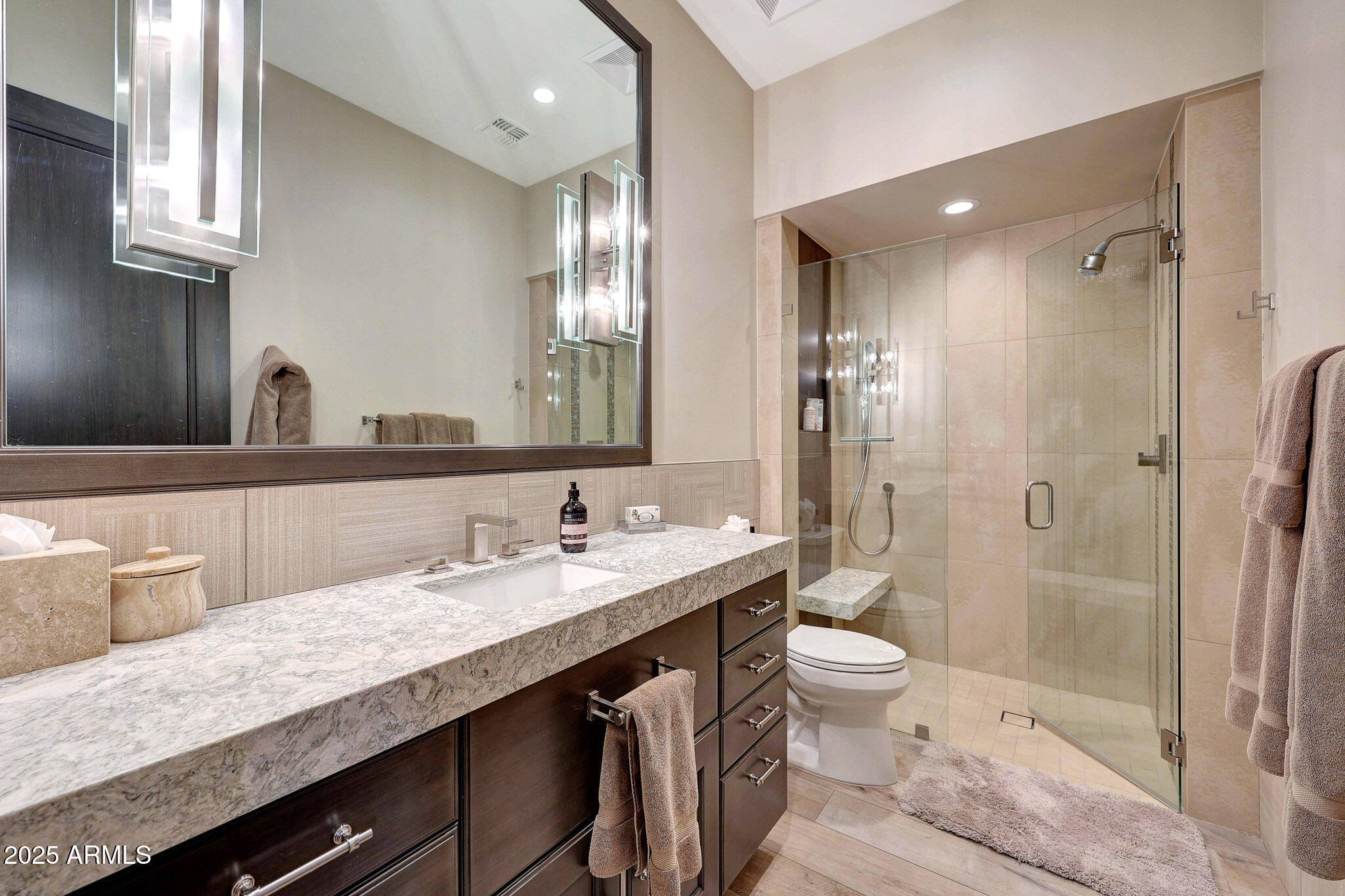PRADO ESTATES - Residential