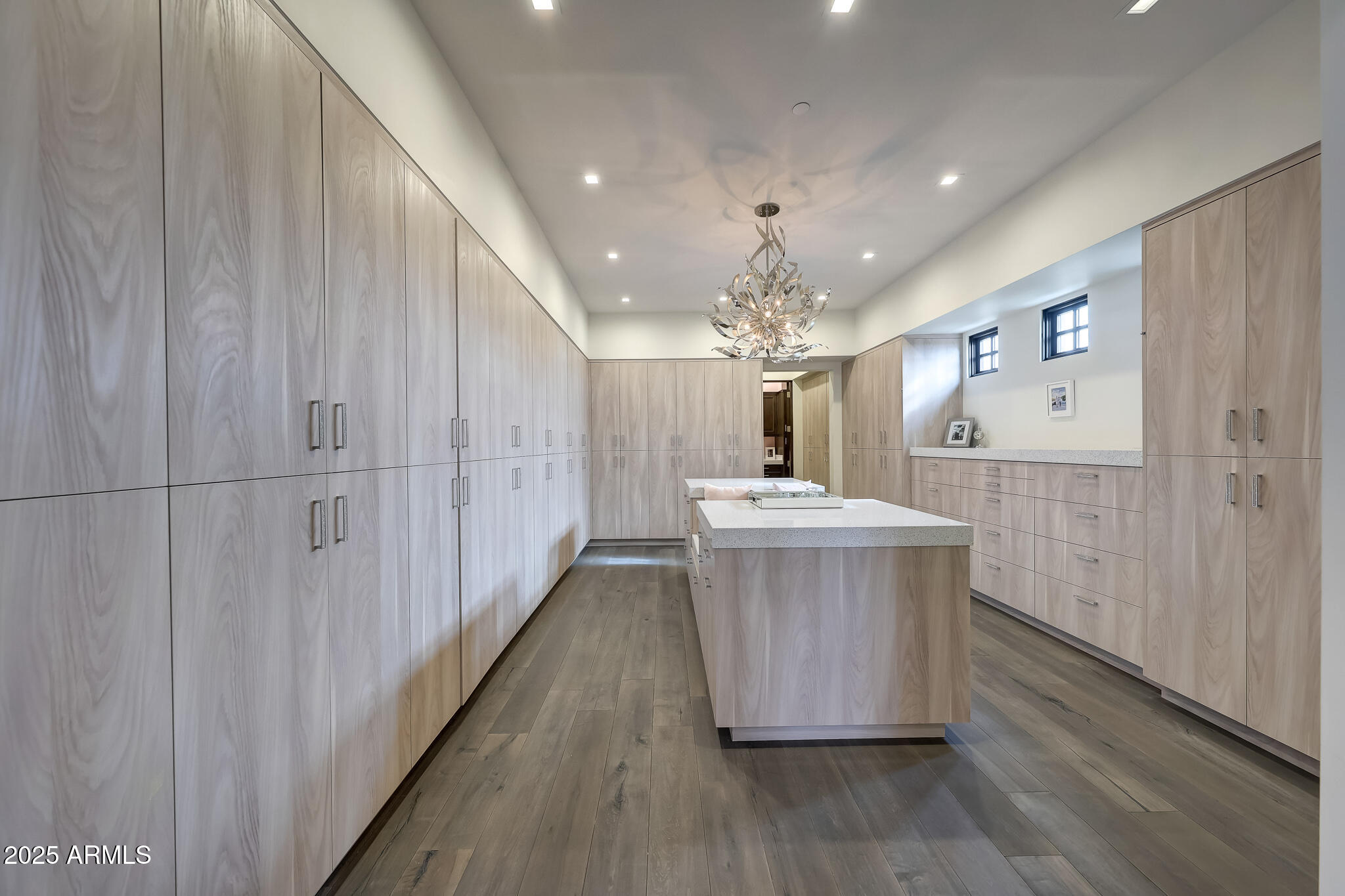 PRADO ESTATES - Residential