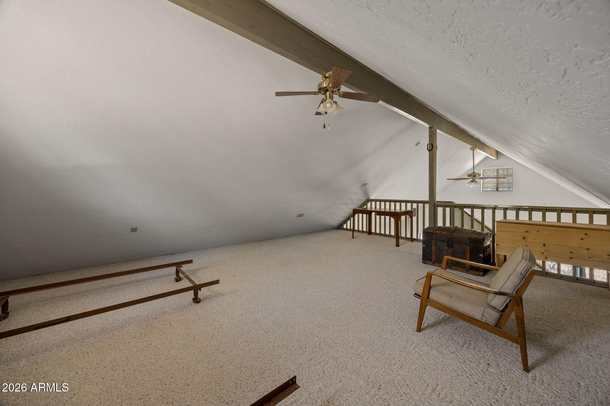 PINE SHADOWS - Residential