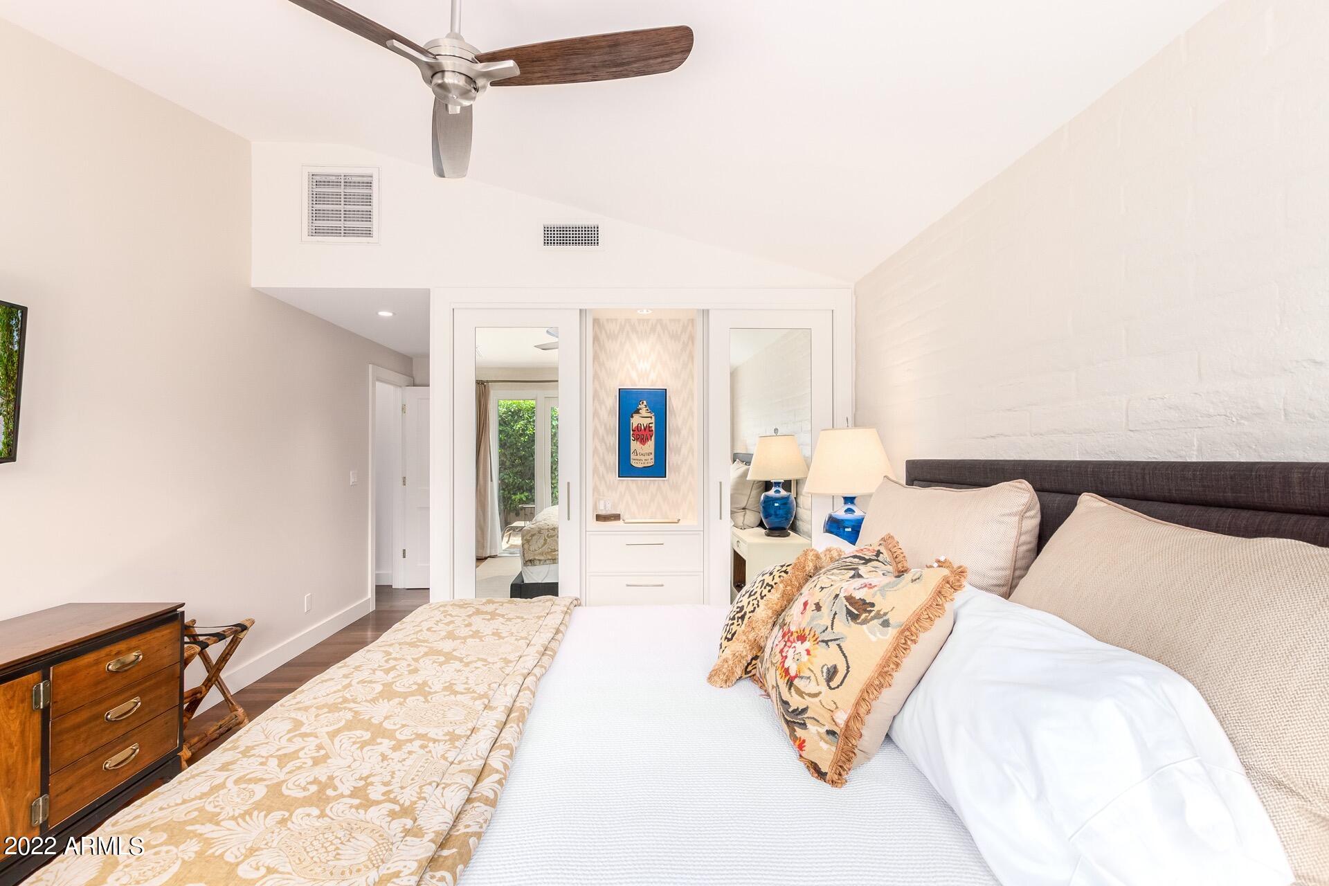 COLONIA MIRAMONTE - Residential