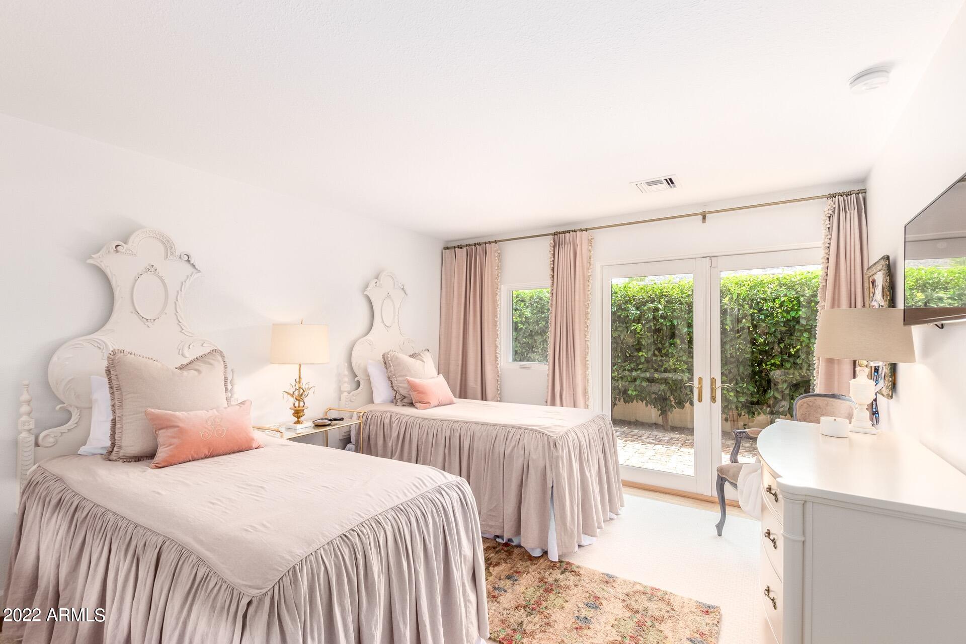 COLONIA MIRAMONTE - Residential