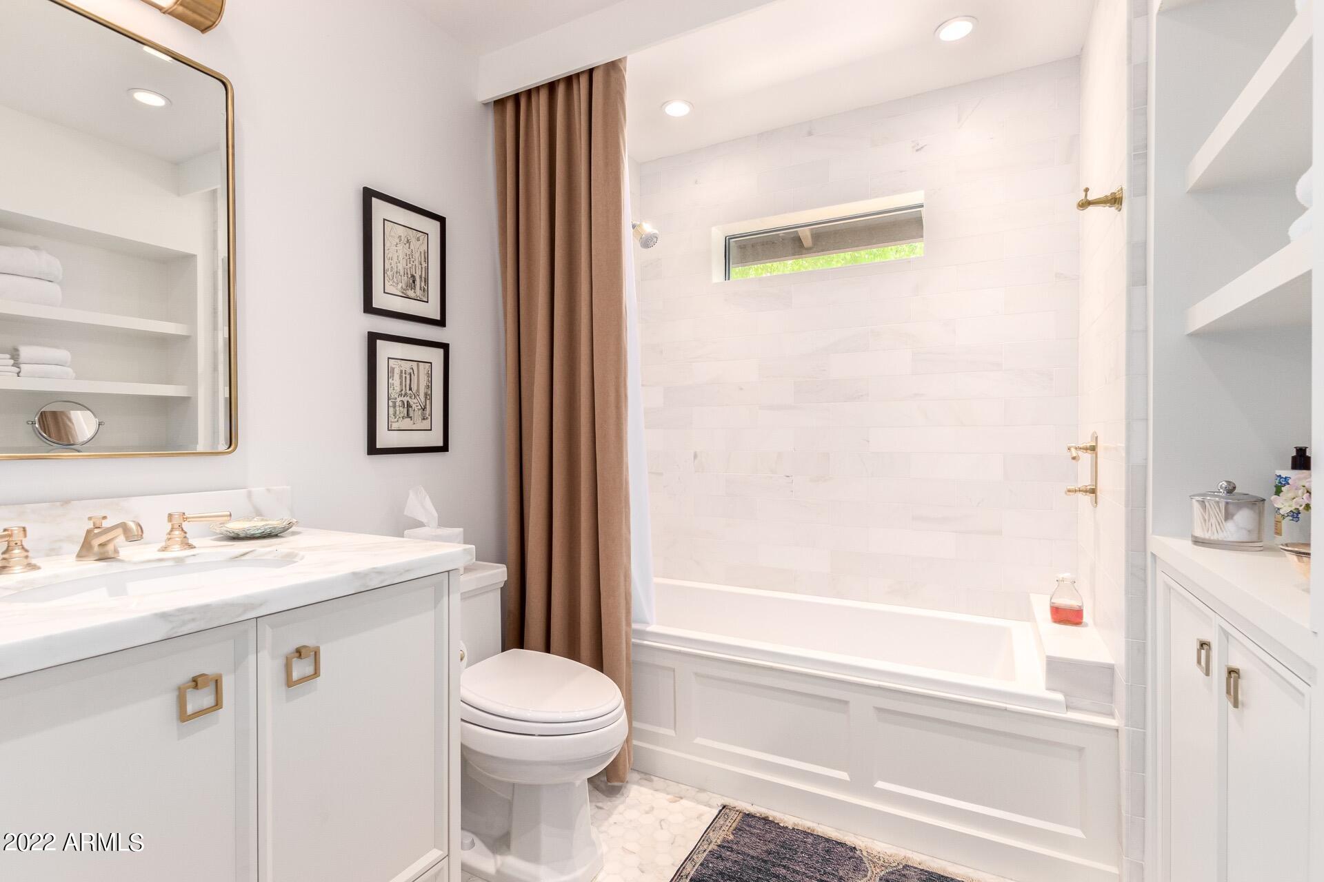 COLONIA MIRAMONTE - Residential