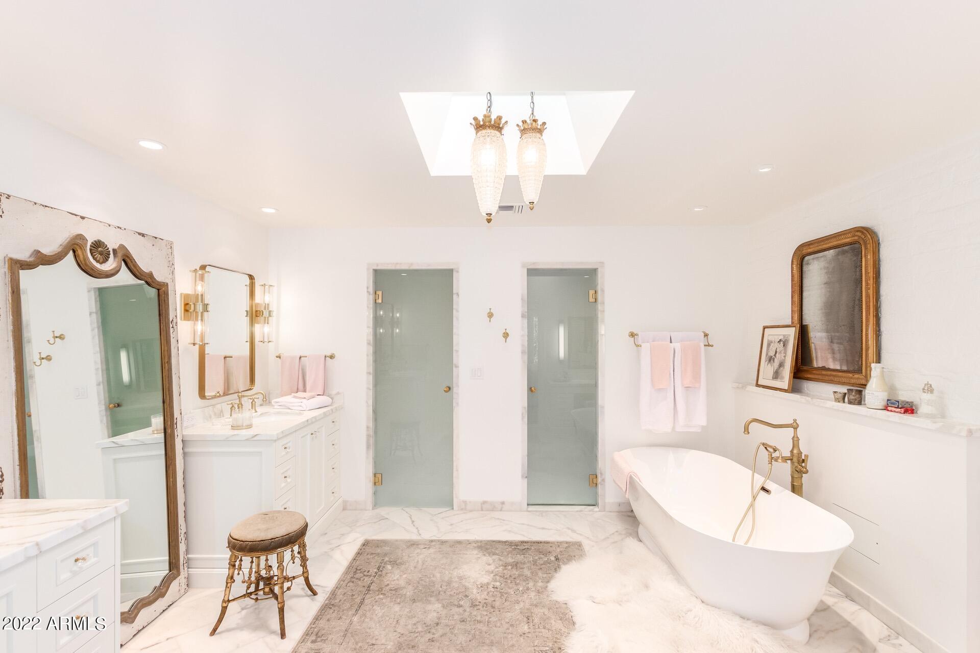 COLONIA MIRAMONTE - Residential