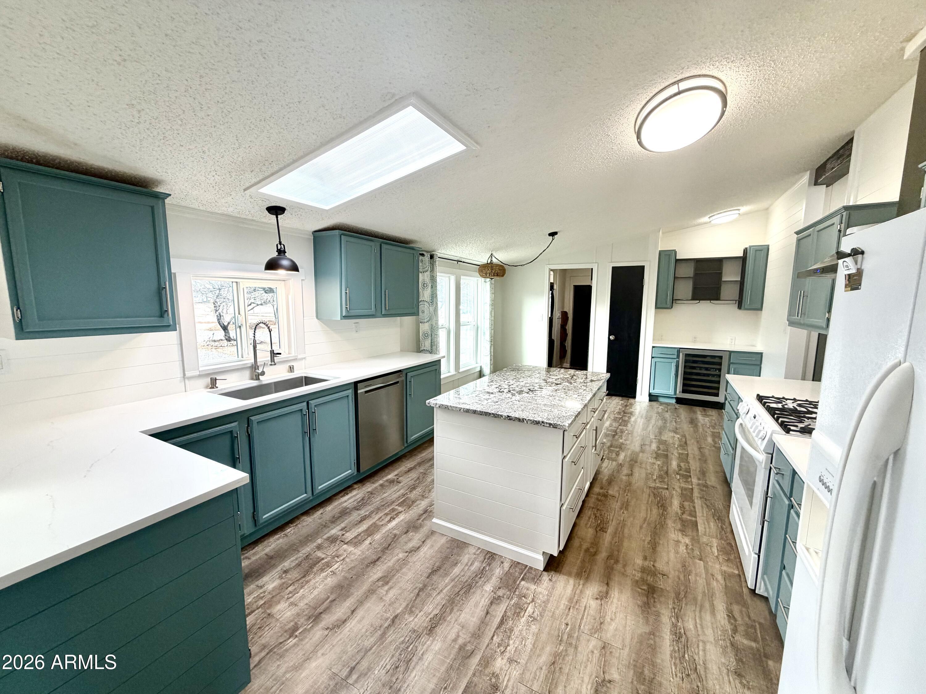 SIERRA VISTA ESTATES 3 - Residential Lease