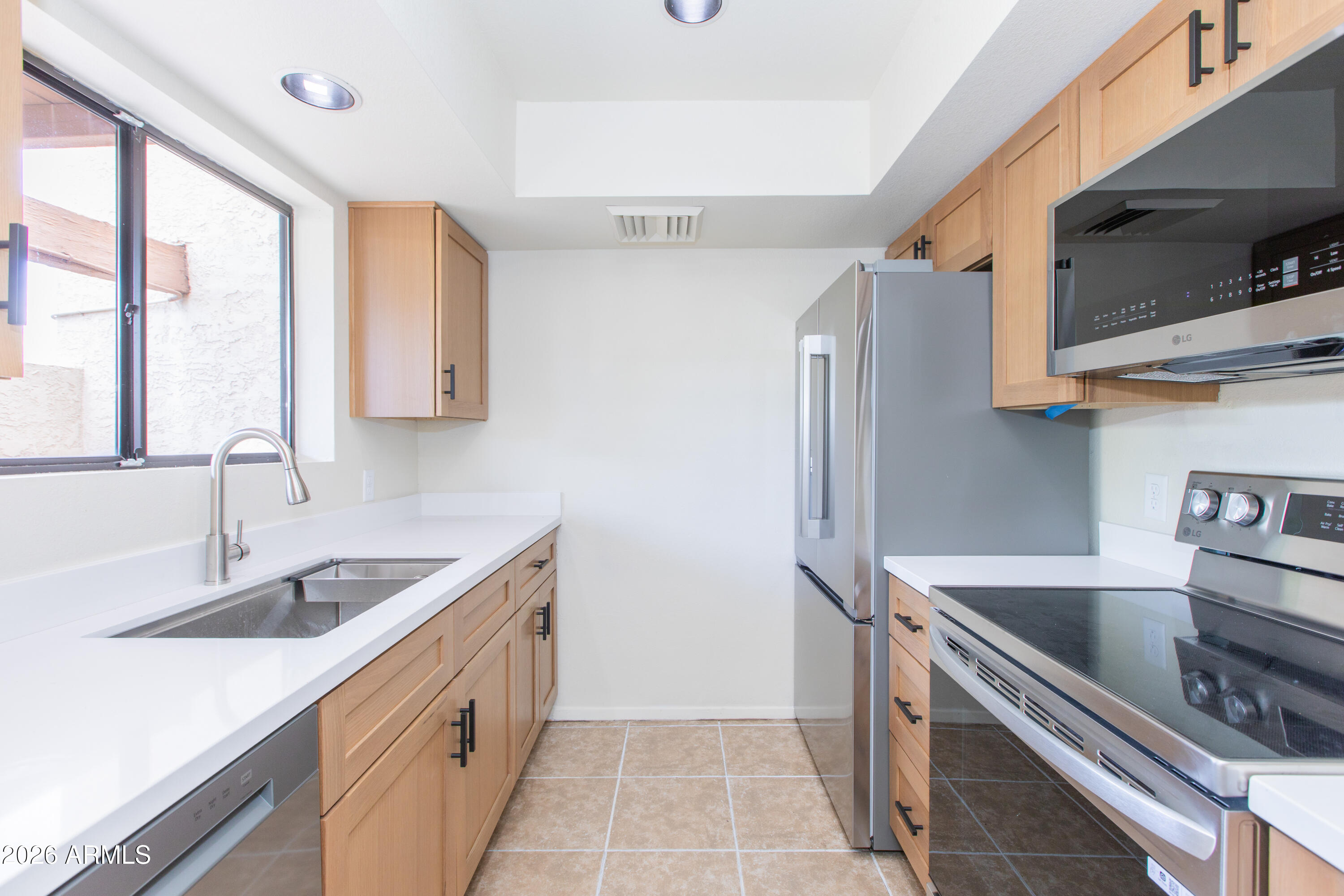Shadow Canyon Townhomes - Residential