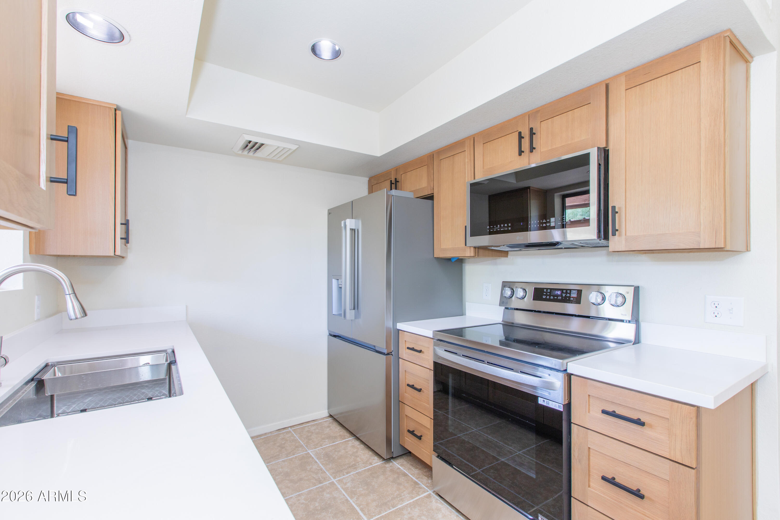 Shadow Canyon Townhomes - Residential