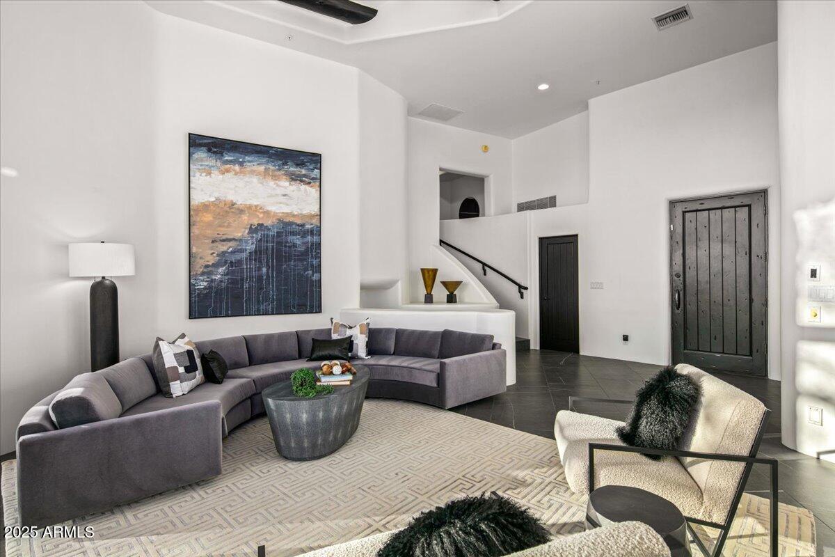 CANYON HEIGHTS - Residential