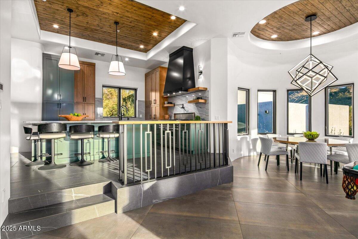 CANYON HEIGHTS - Residential