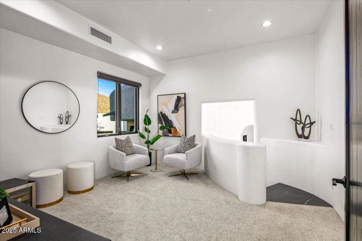 CANYON HEIGHTS - Residential