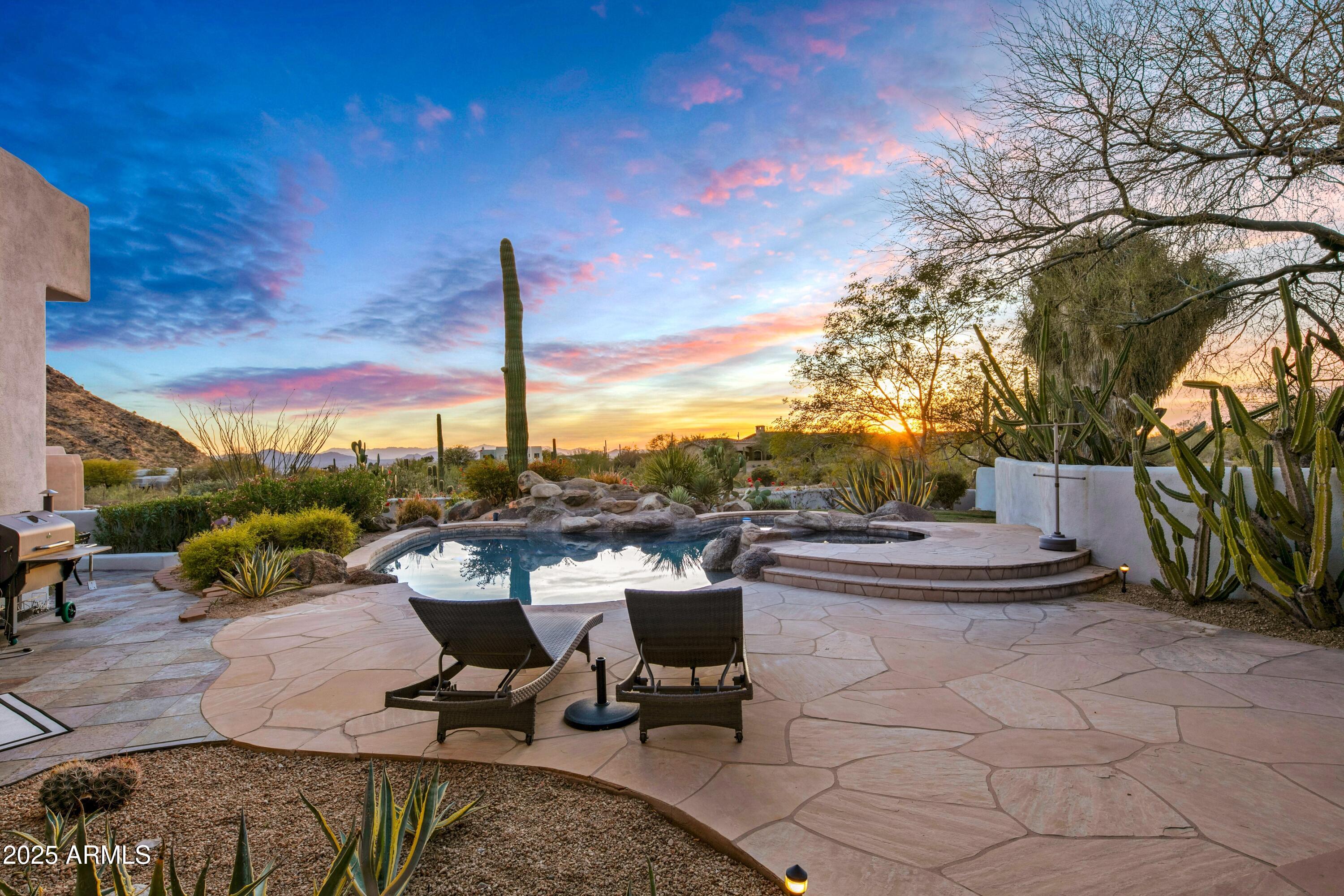 CANYON HEIGHTS - Residential