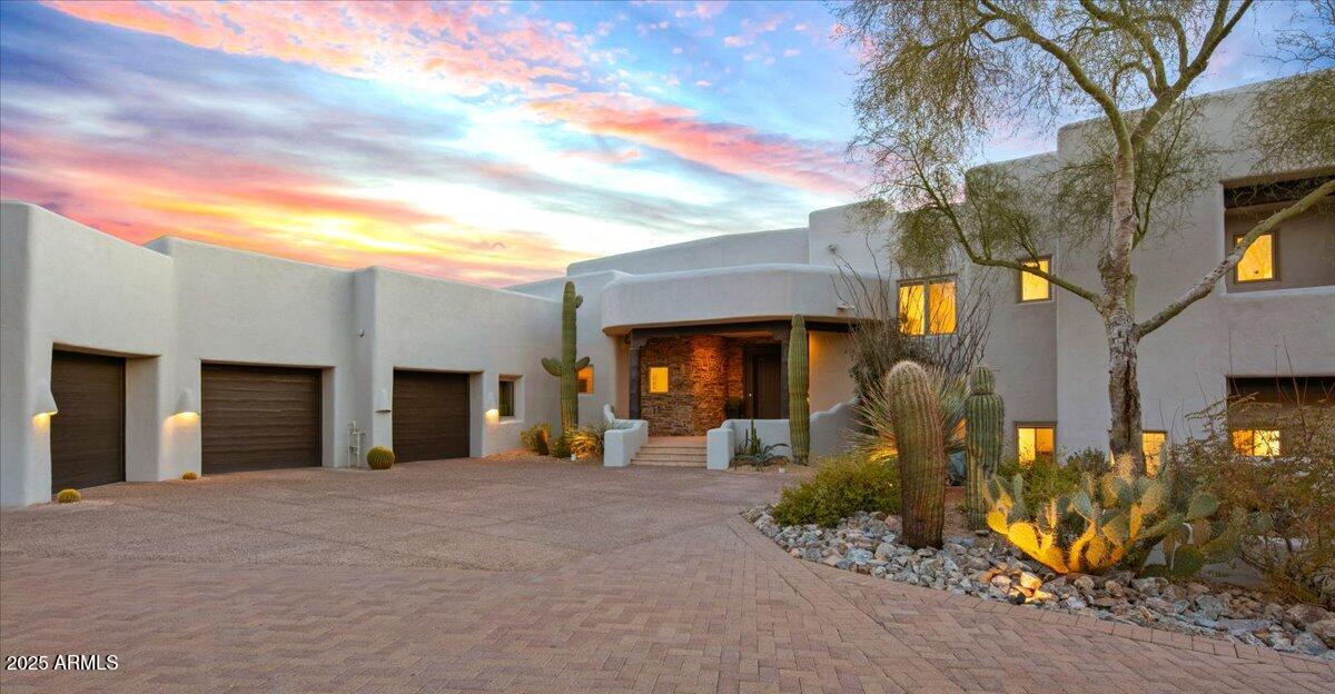 CANYON HEIGHTS - Residential