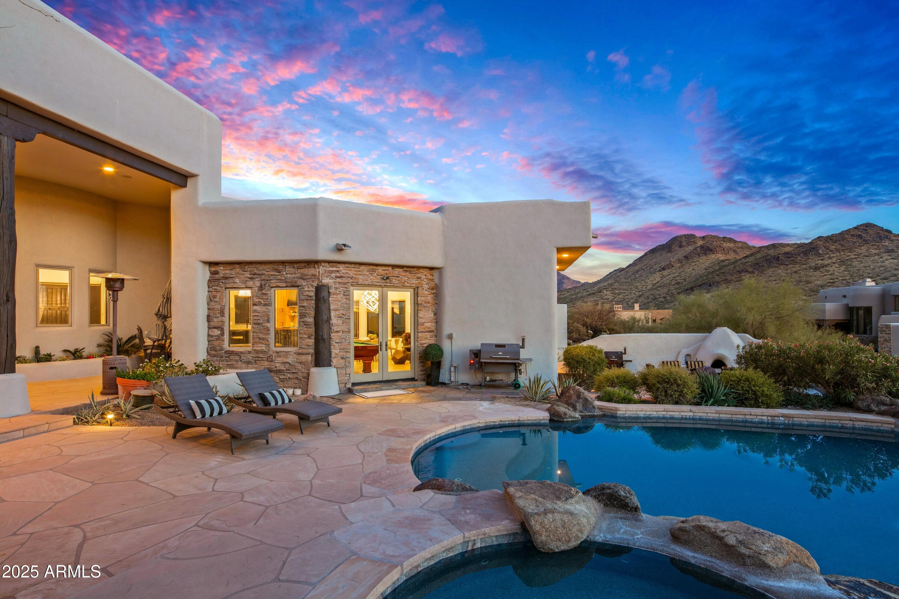 CANYON HEIGHTS - Residential