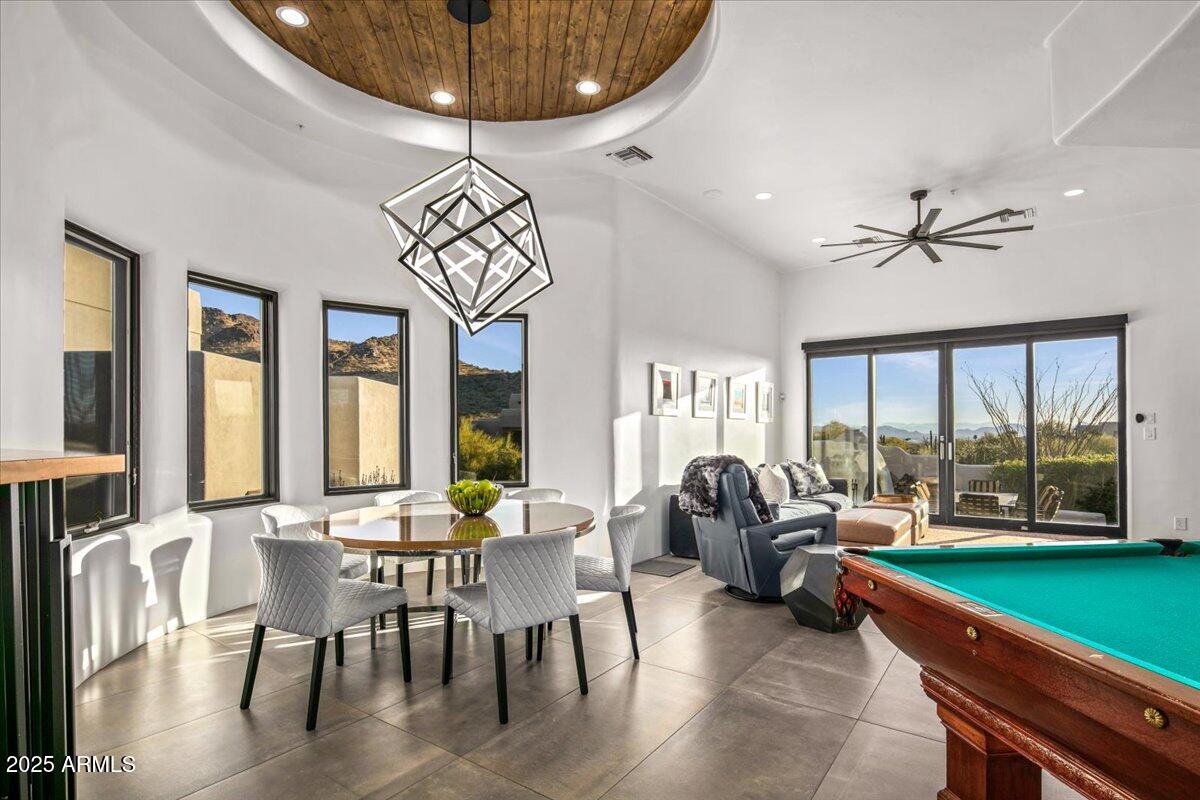 CANYON HEIGHTS - Residential