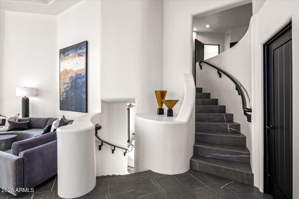 CANYON HEIGHTS - Residential