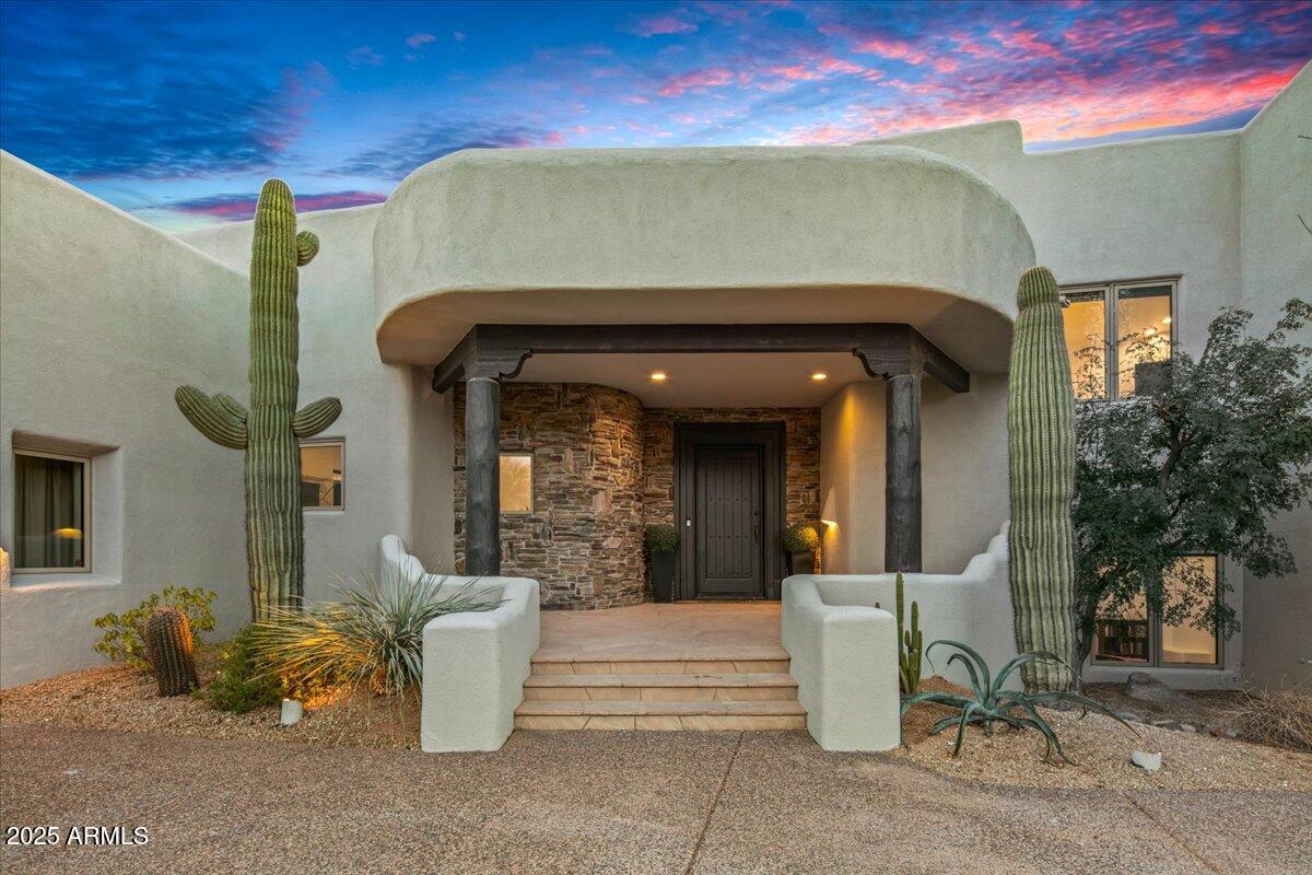 CANYON HEIGHTS - Residential