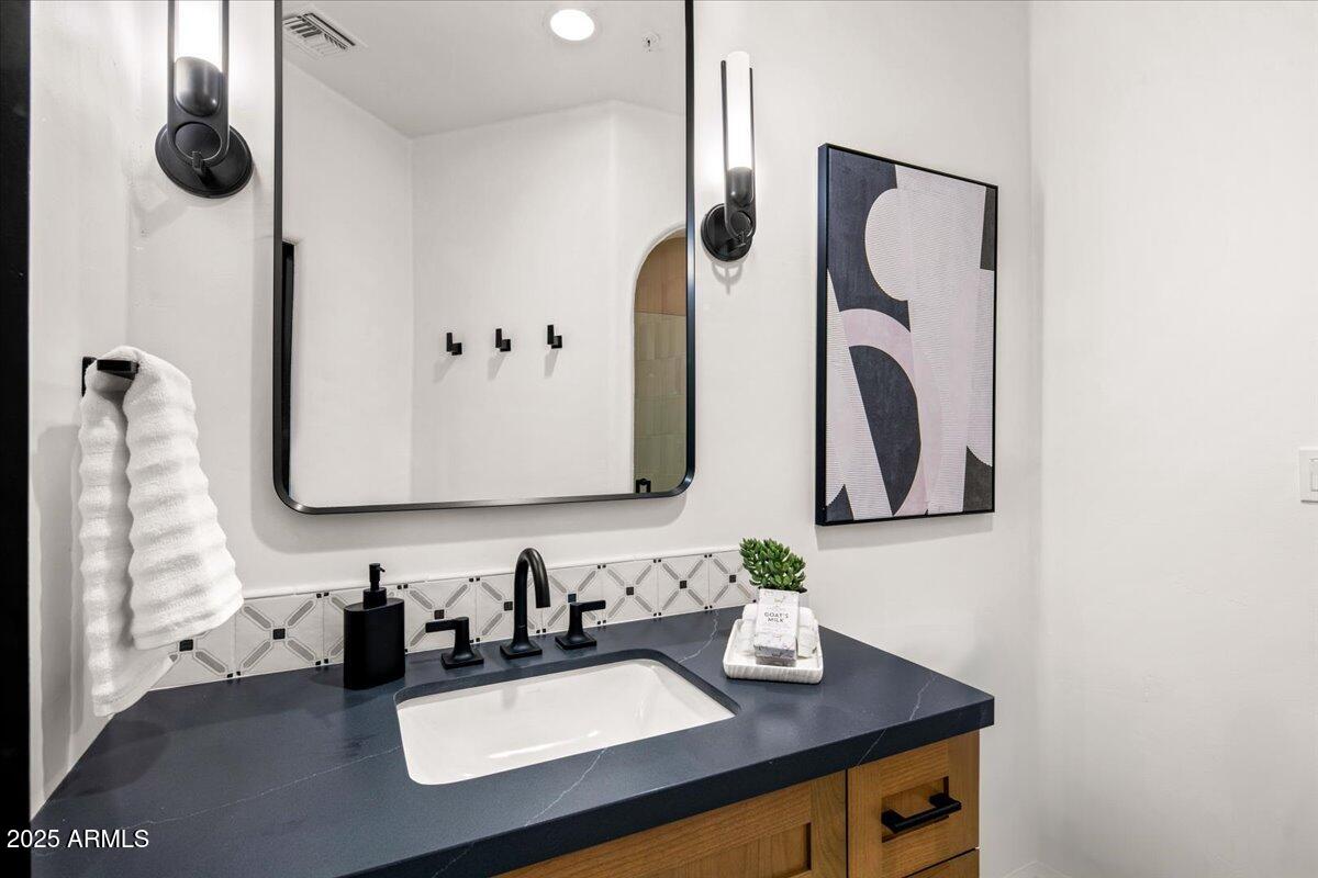 CANYON HEIGHTS - Residential
