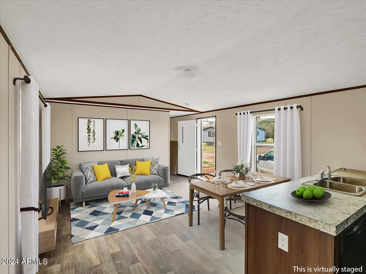 Simplicity at Oasis - Residential