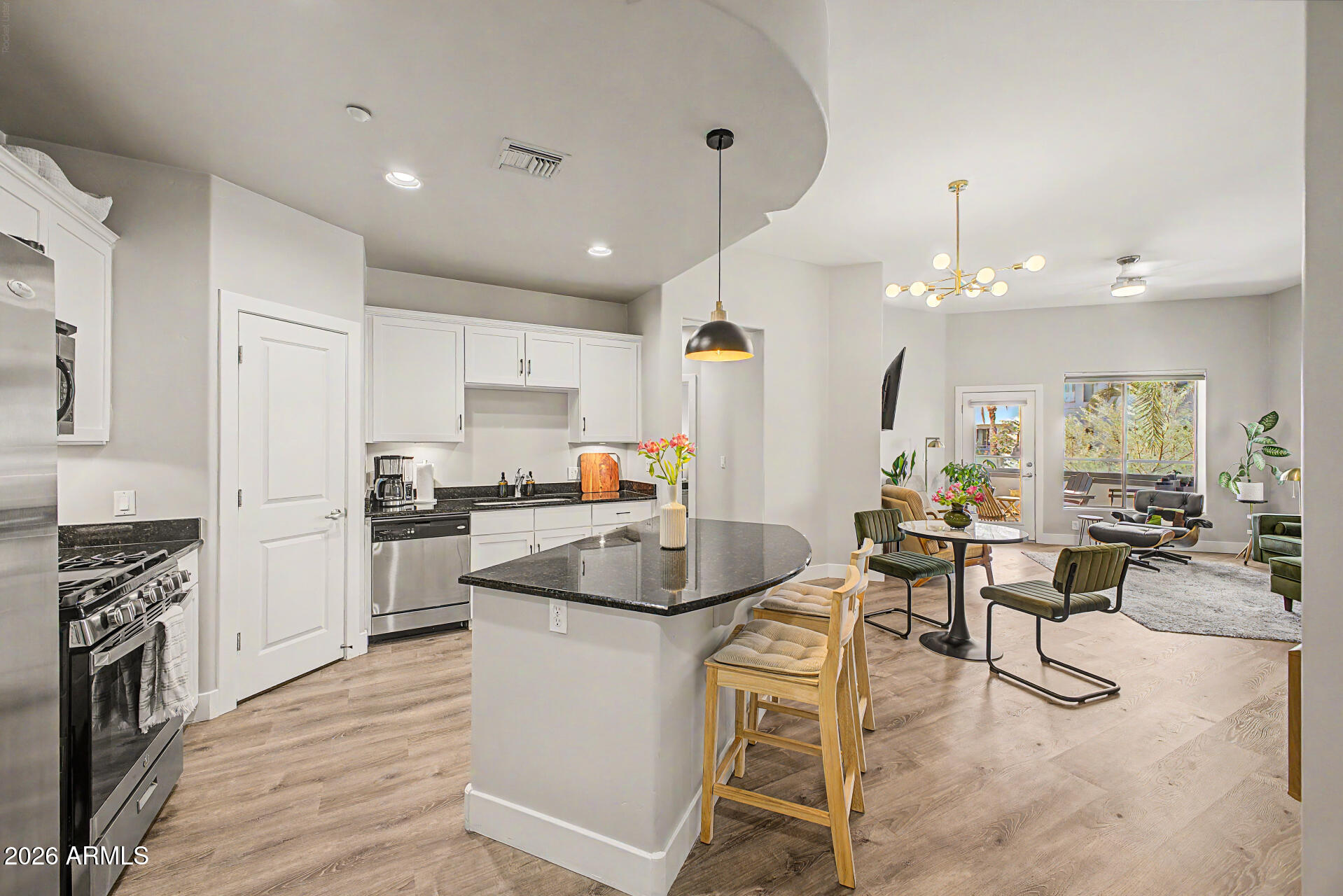 North Shore CONDOMINIUM - Residential