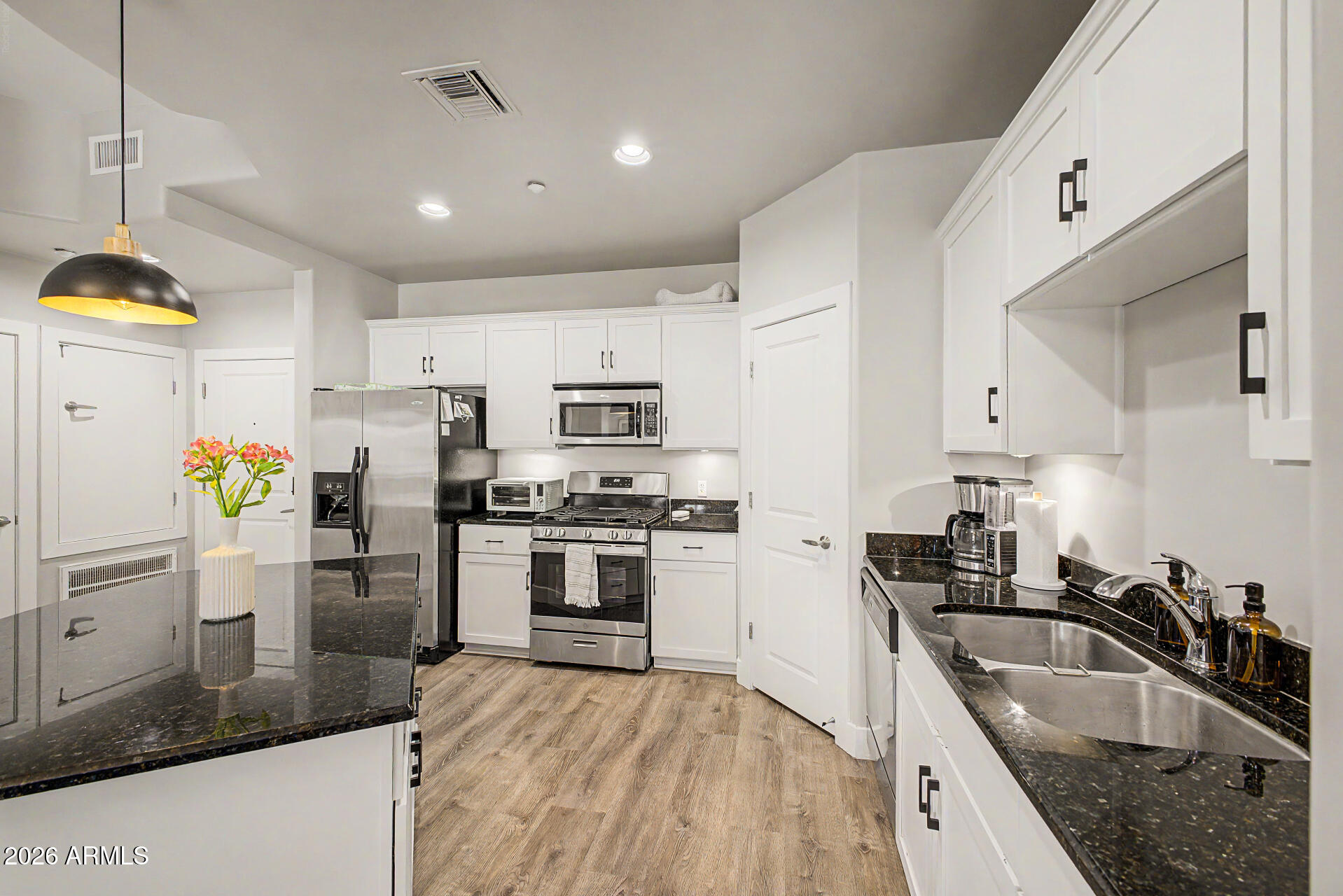 North Shore CONDOMINIUM - Residential