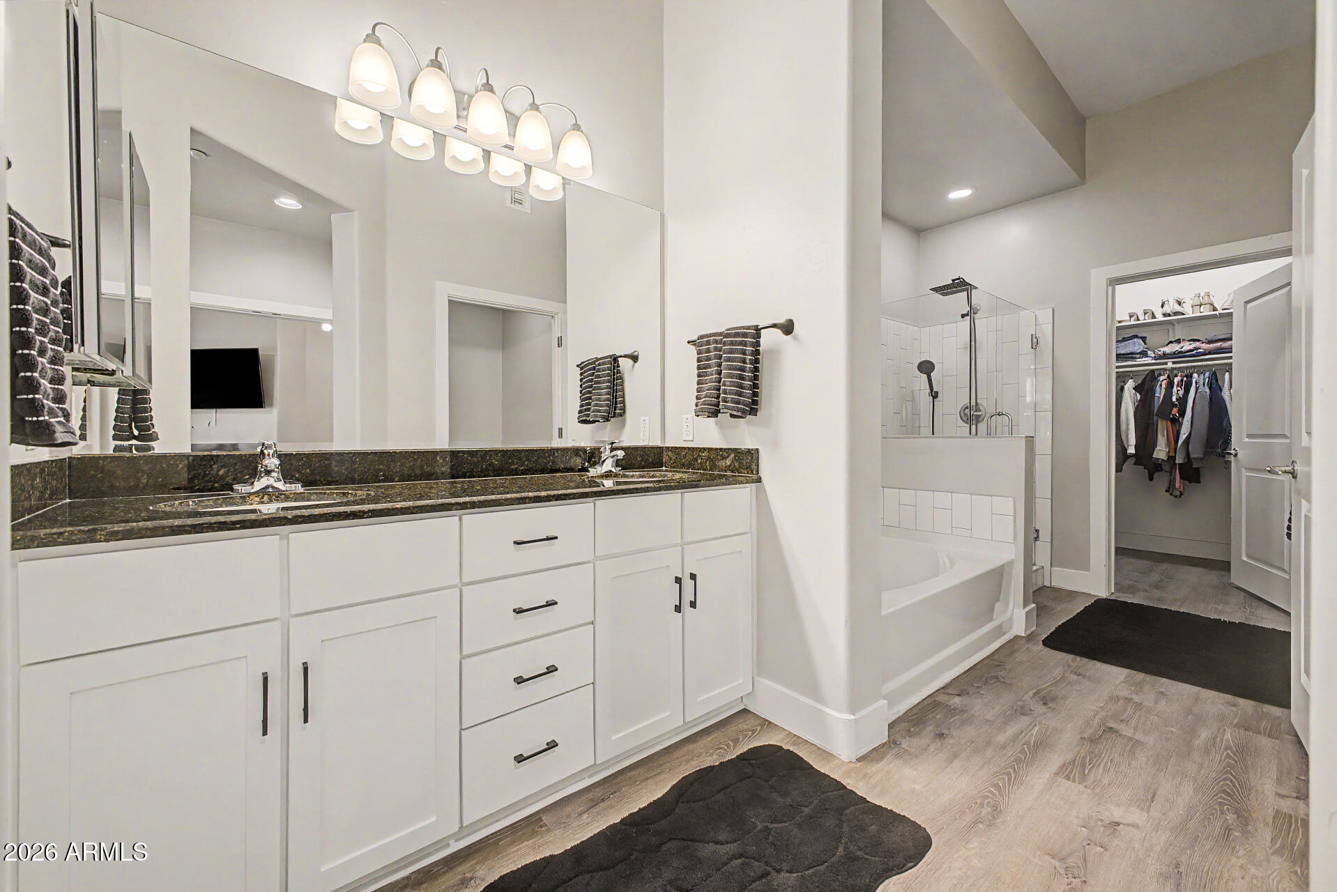 North Shore CONDOMINIUM - Residential