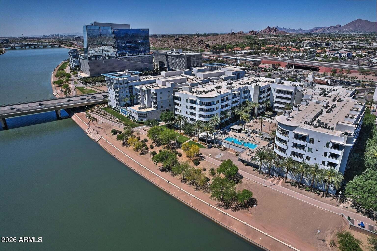 North Shore CONDOMINIUM - Residential