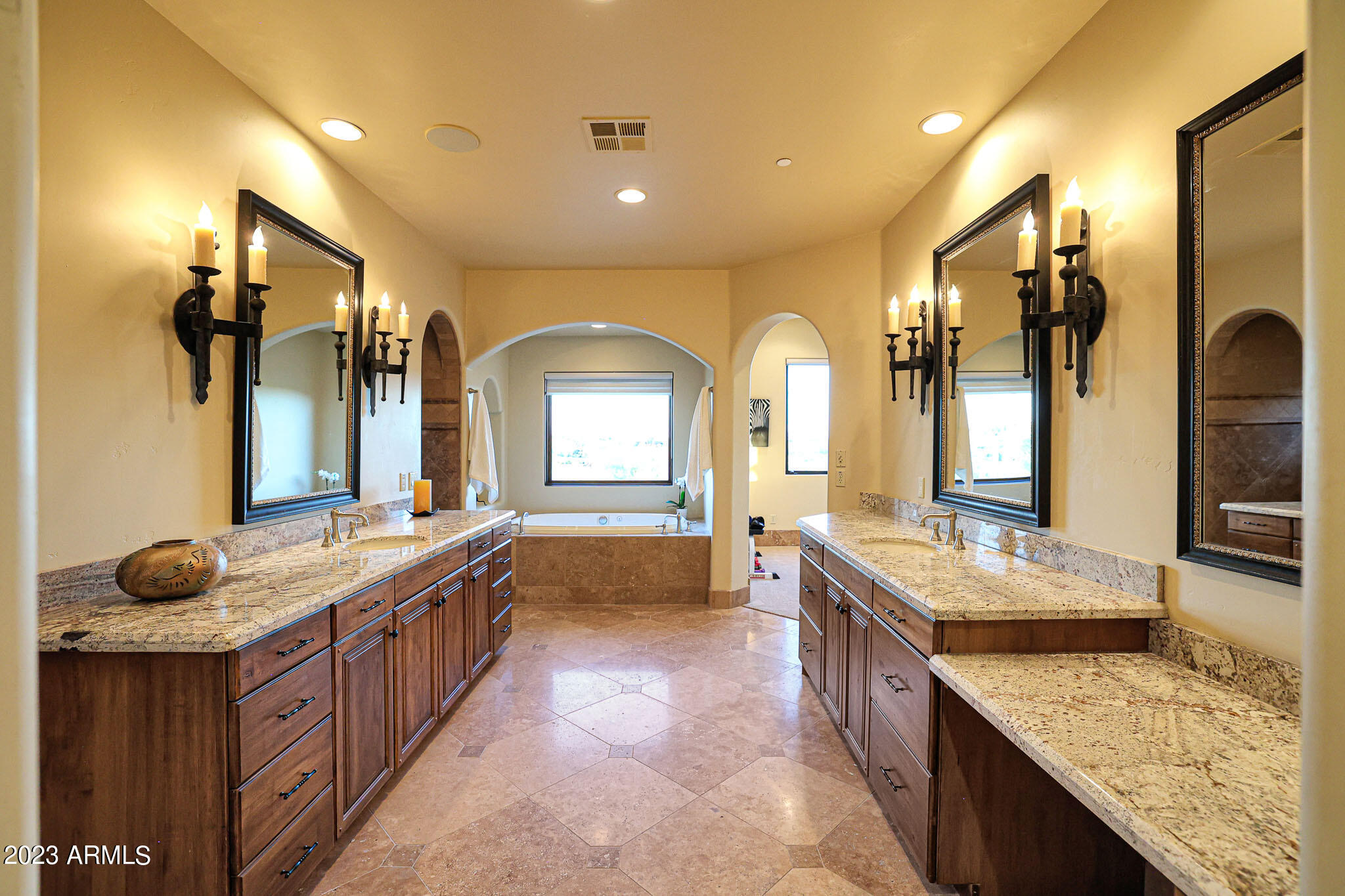 DESERT MOUNTAIN PHASE 1 UNIT FOUR - Residential