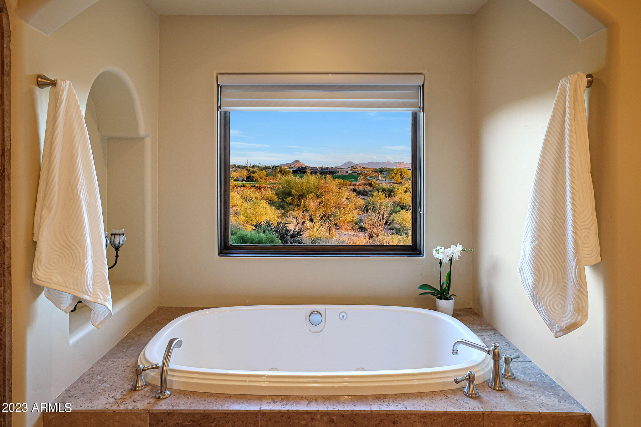 DESERT MOUNTAIN PHASE 1 UNIT FOUR - Residential